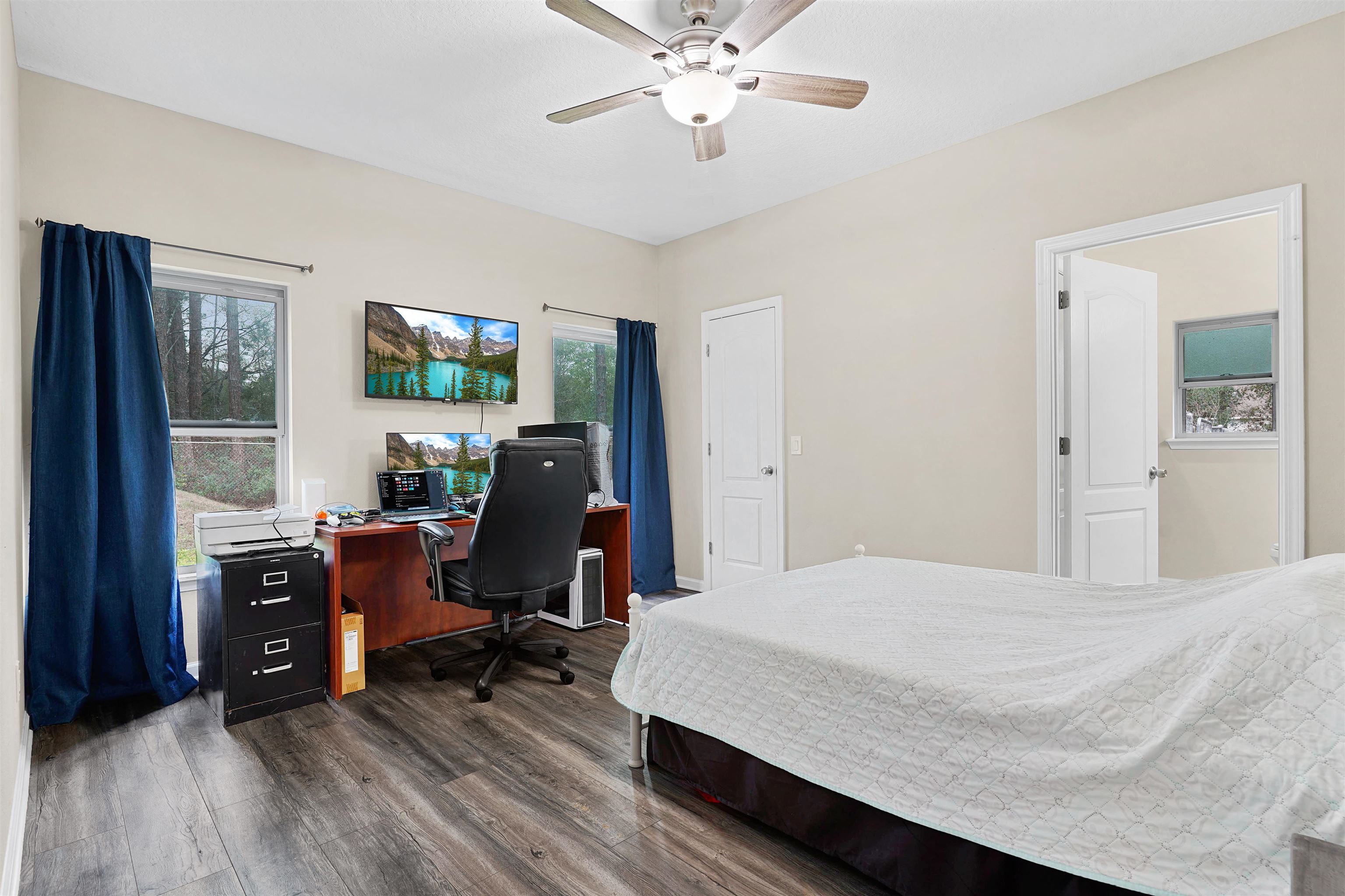 Image 14 of 29 For 4705 Melanie St