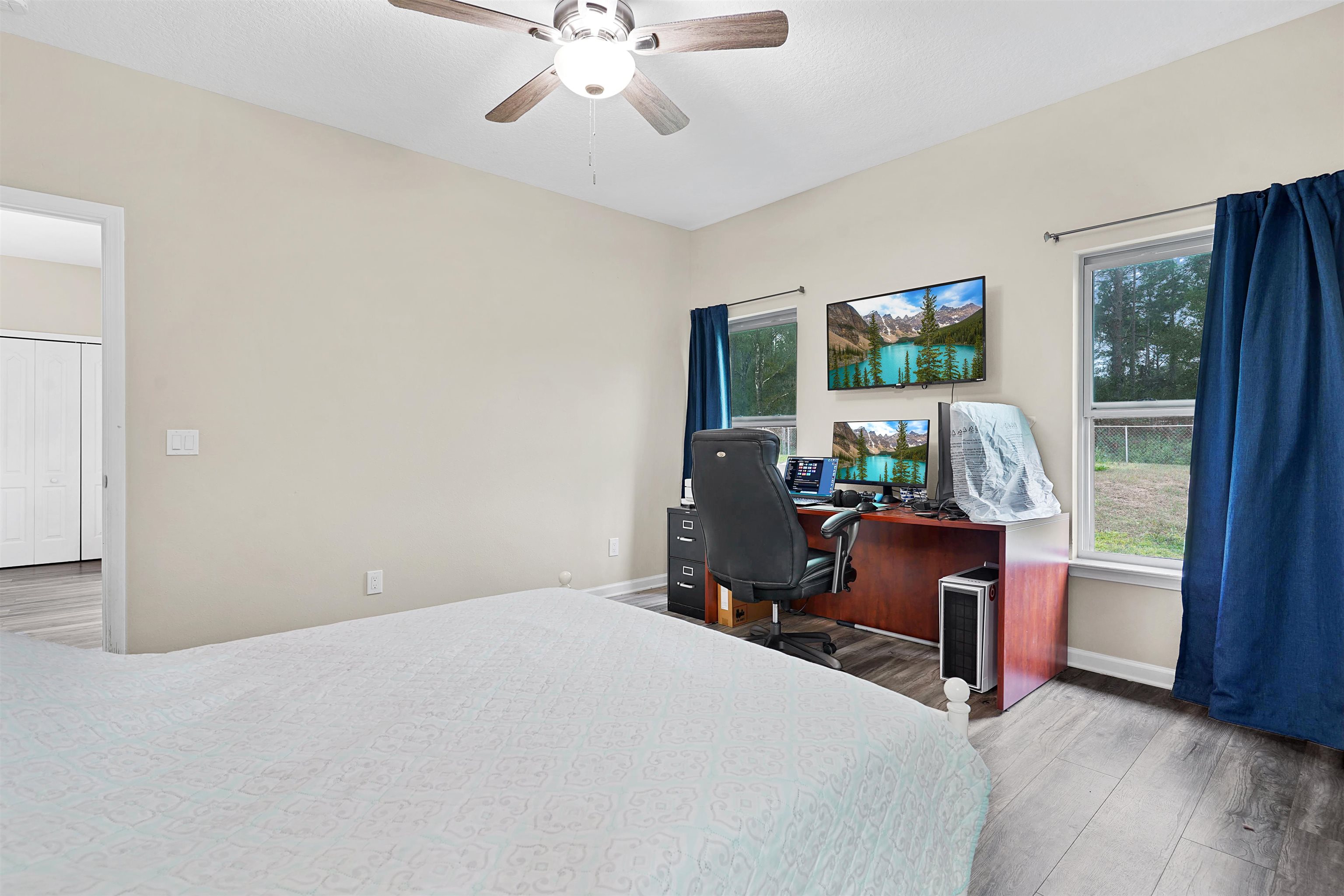 Image 15 of 29 For 4705 Melanie St