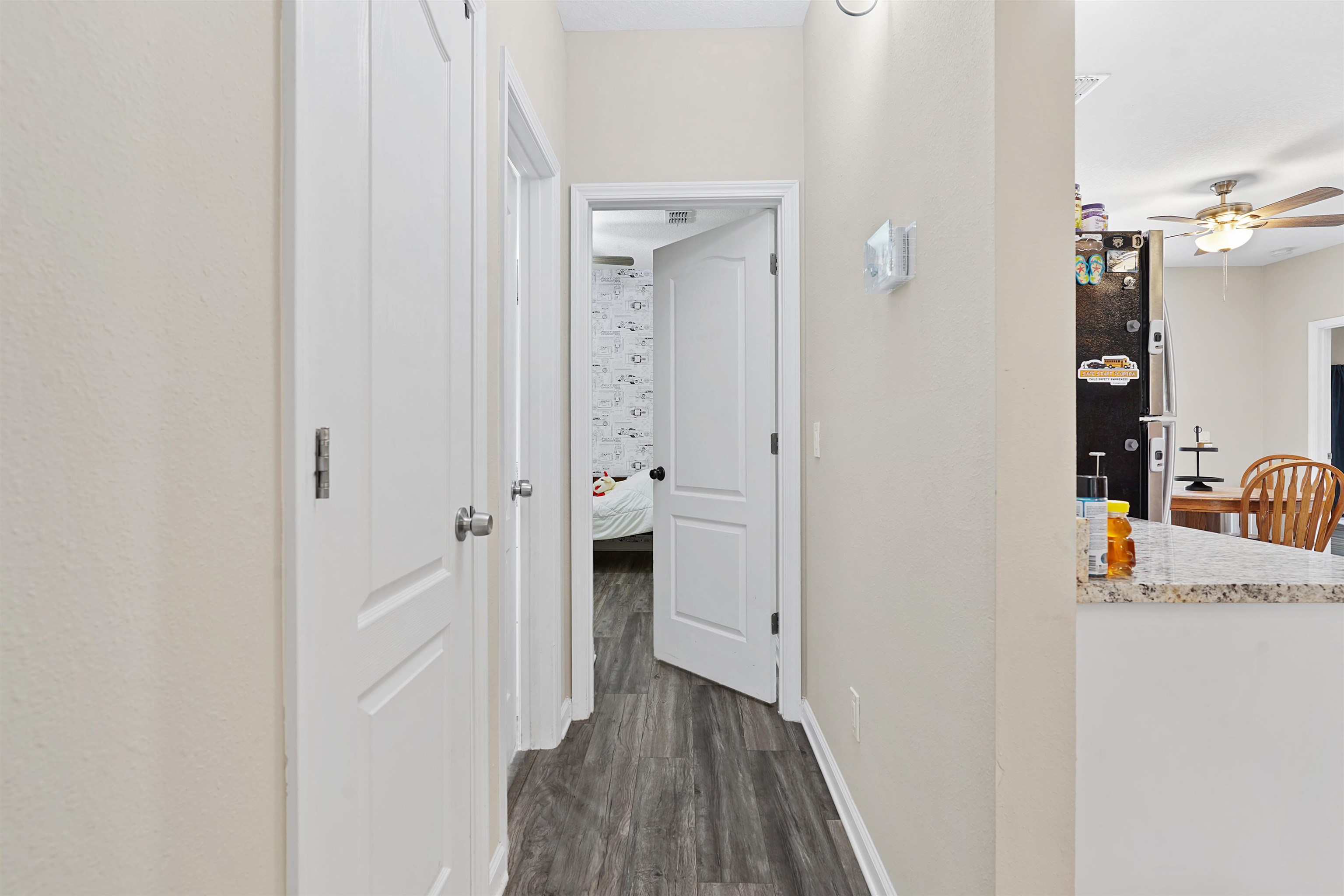 Image 17 of 29 For 4705 Melanie St