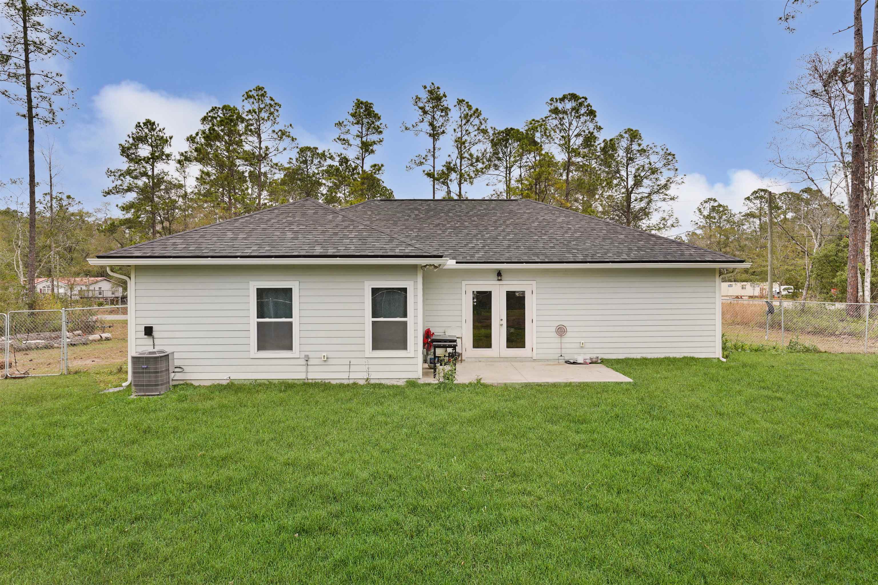 Image 24 of 29 For 4705 Melanie St