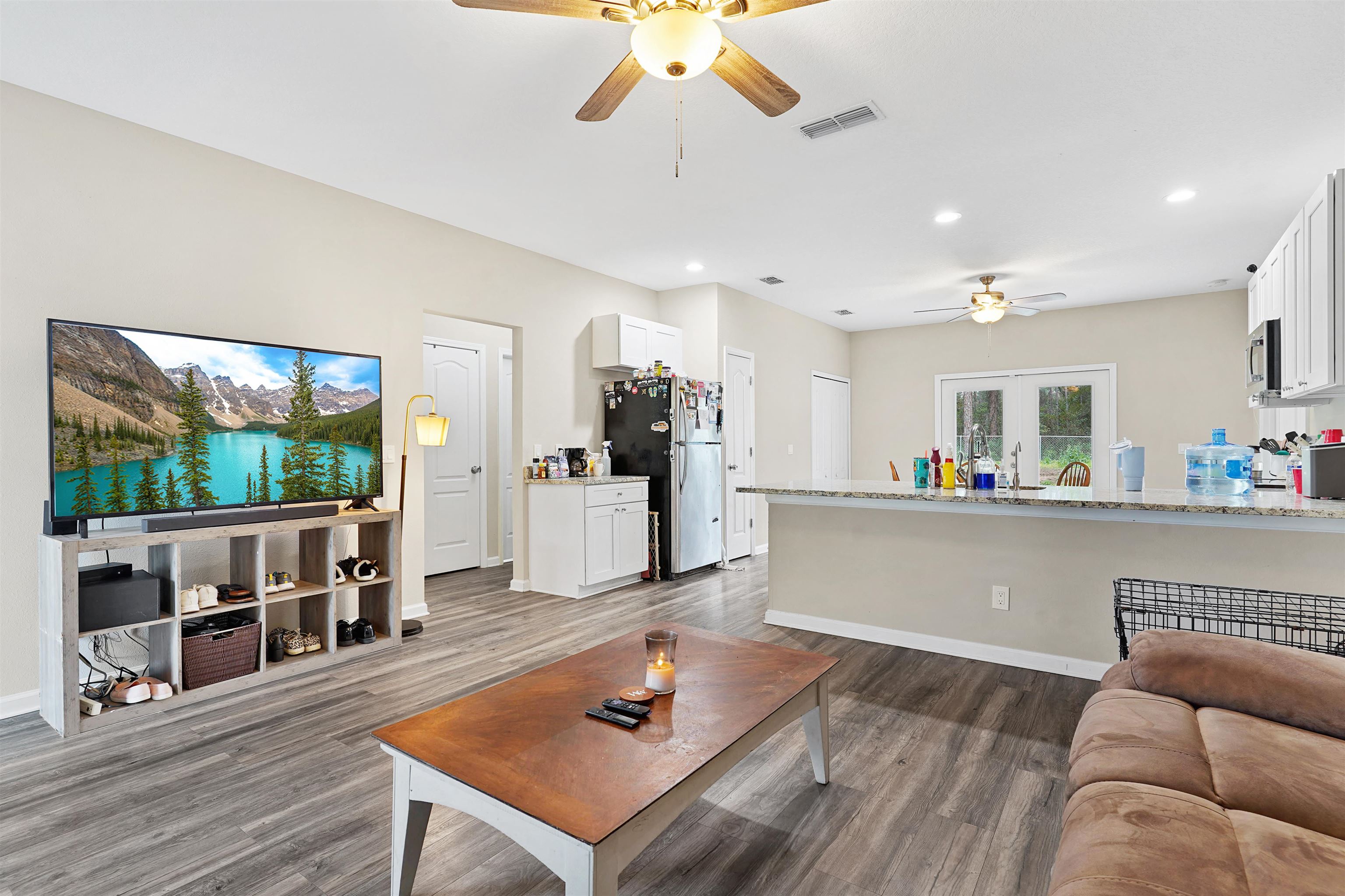 Image 6 of 29 For 4705 Melanie St