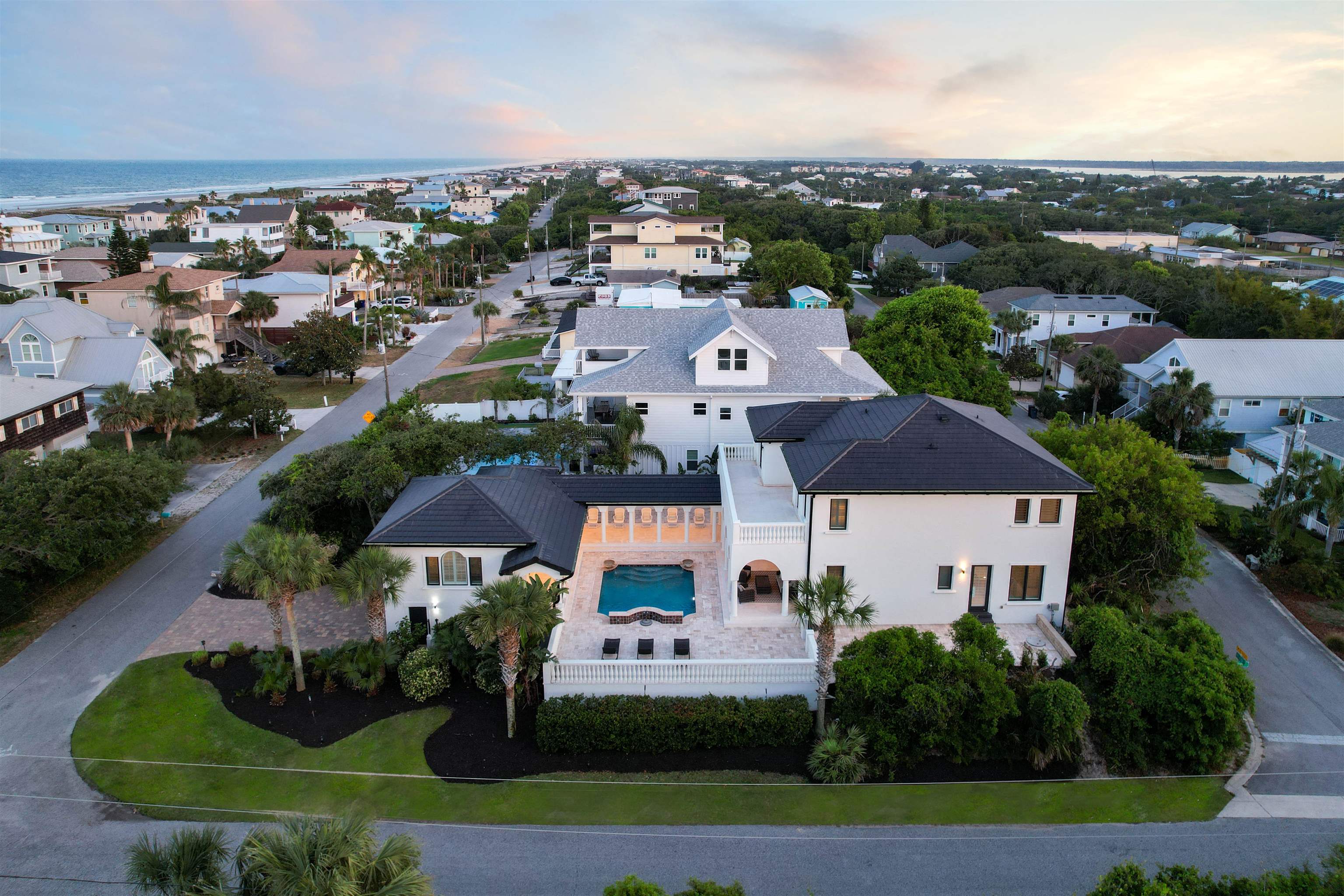 Image 6 of 64 For 5201 Medoras Ave