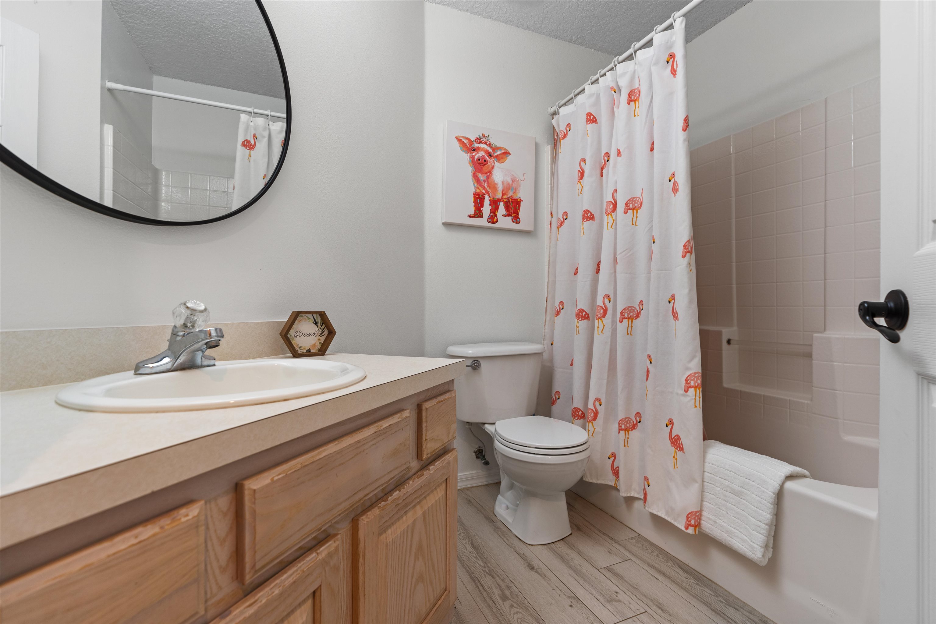 Image 31 of 35 For 11 Essington Ln