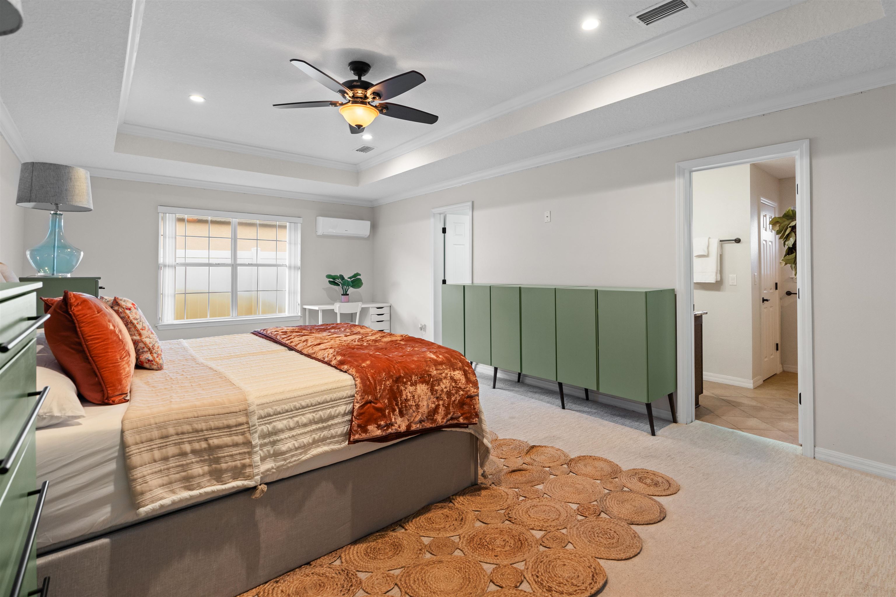 Image 5 of 35 For 11 Essington Ln