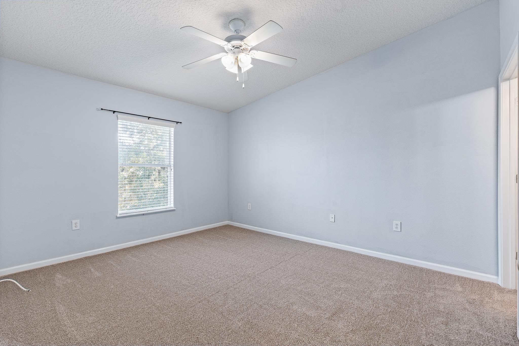 Image 15 of 32 For 2784 Golden Lake Loop