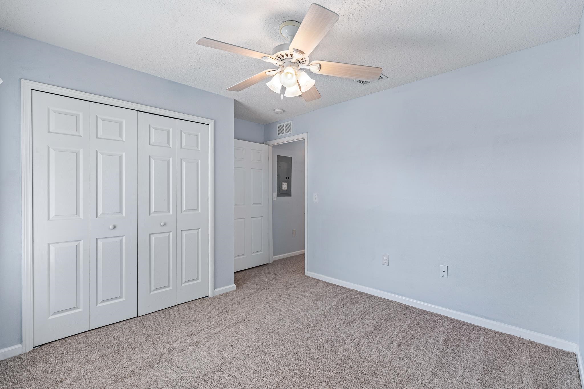 Image 21 of 32 For 2784 Golden Lake Loop