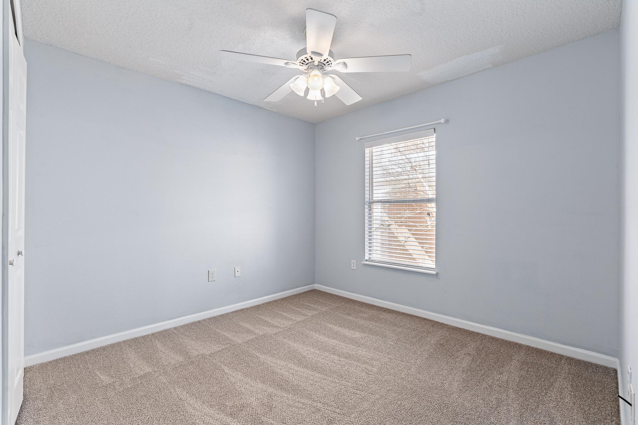 Image 24 of 32 For 2784 Golden Lake Loop