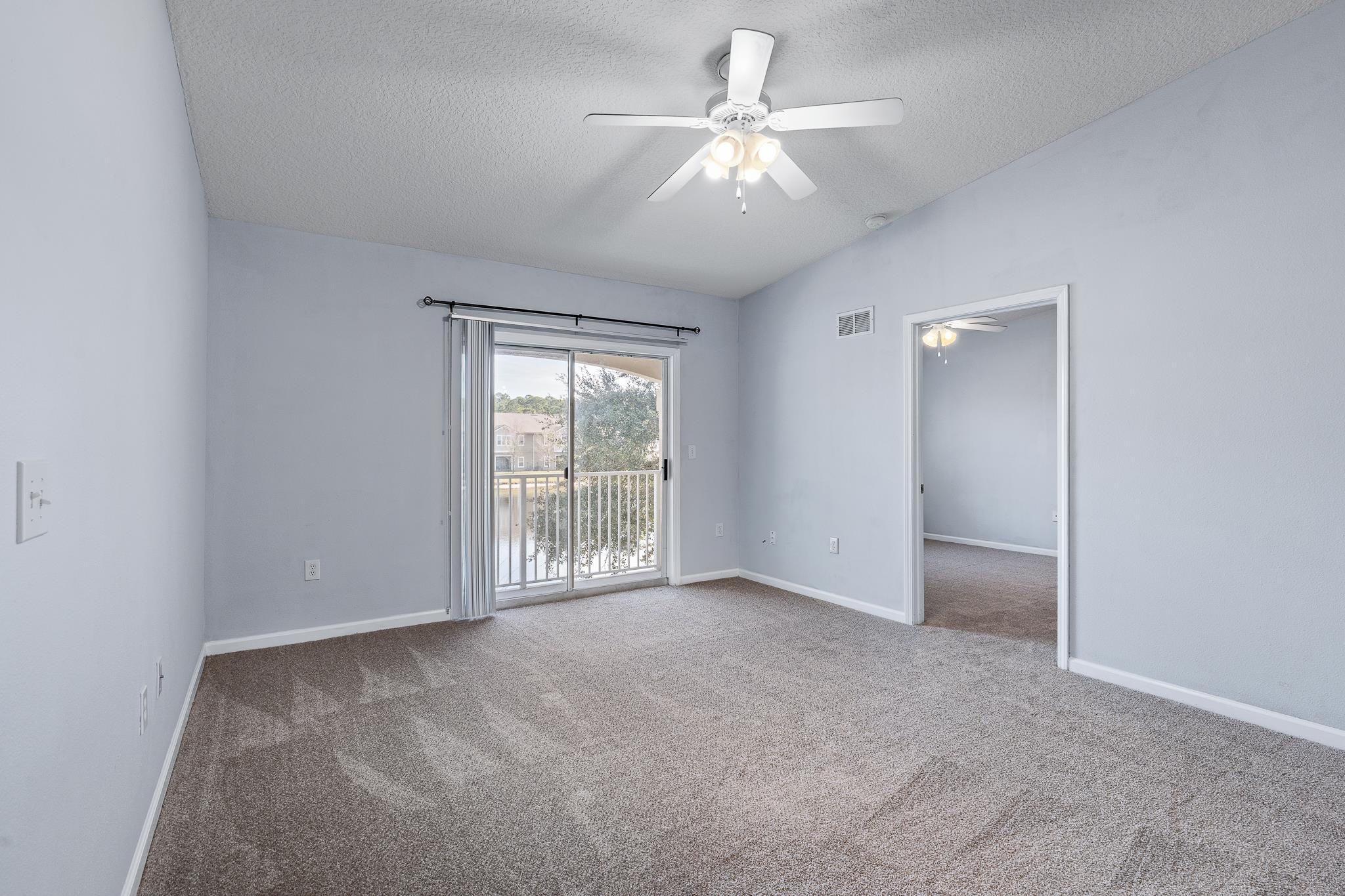 Image 7 of 32 For 2784 Golden Lake Loop