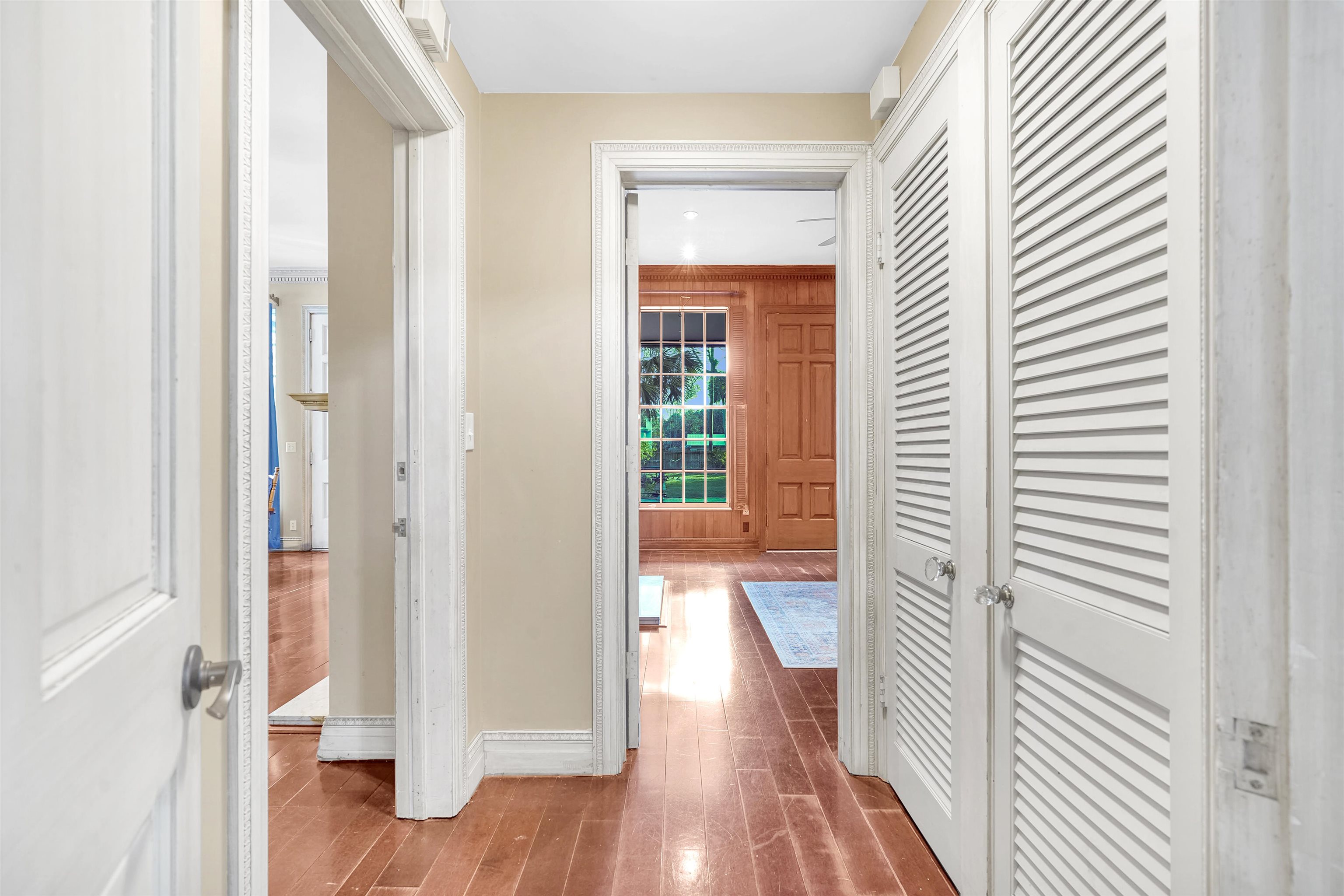 Image 27 of 47 For 40 Willow Drive