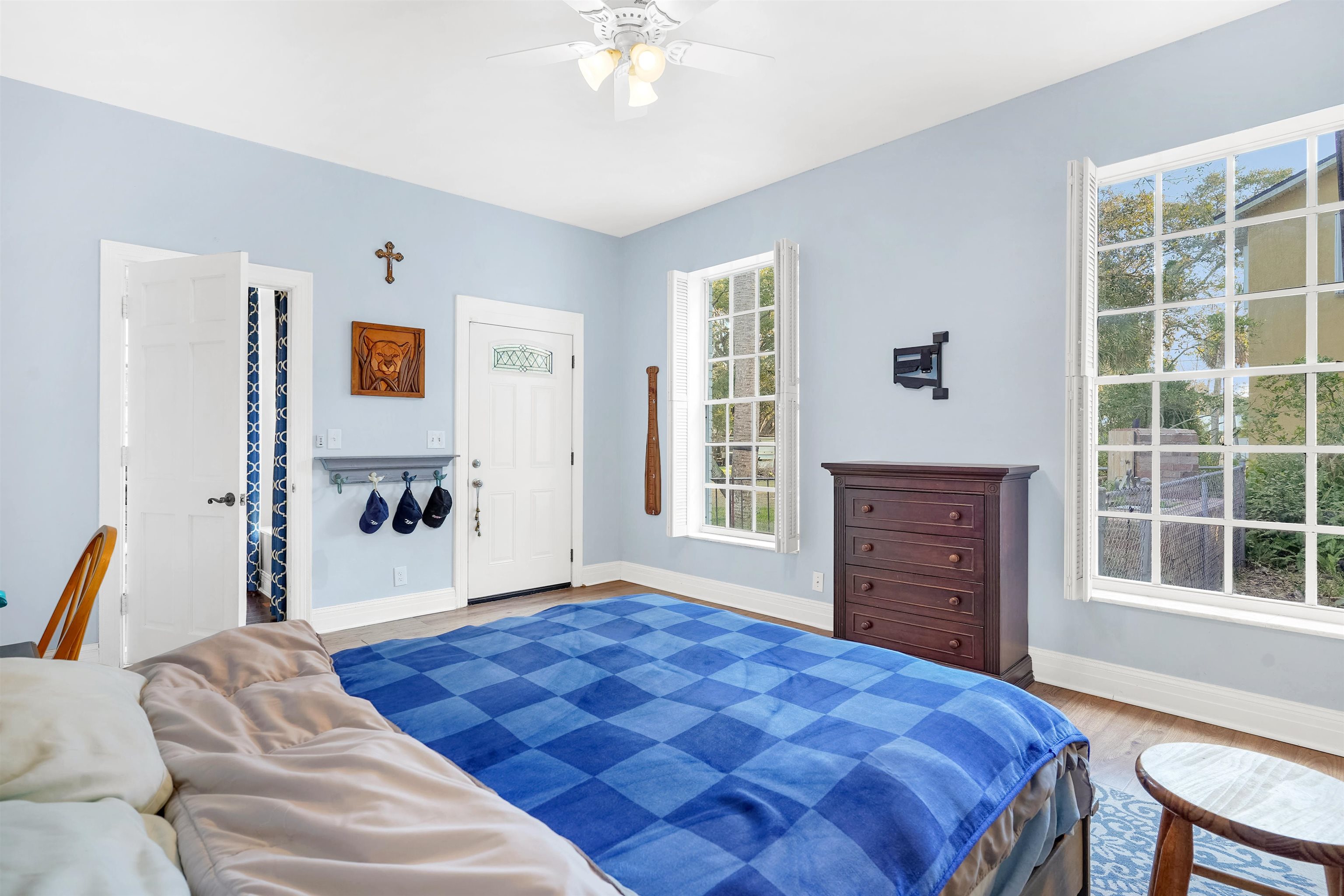 Image 37 of 47 For 40 Willow Drive