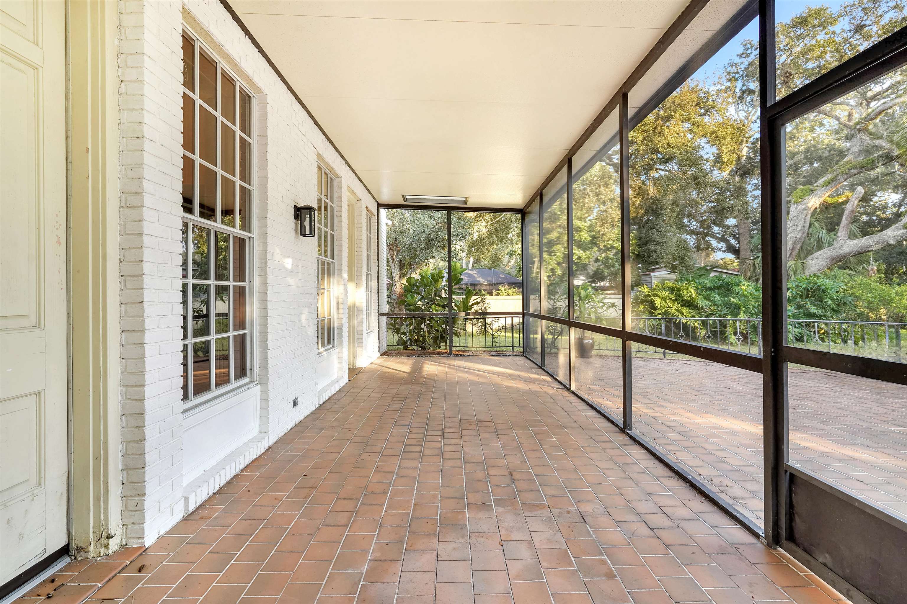 Image 40 of 47 For 40 Willow Drive