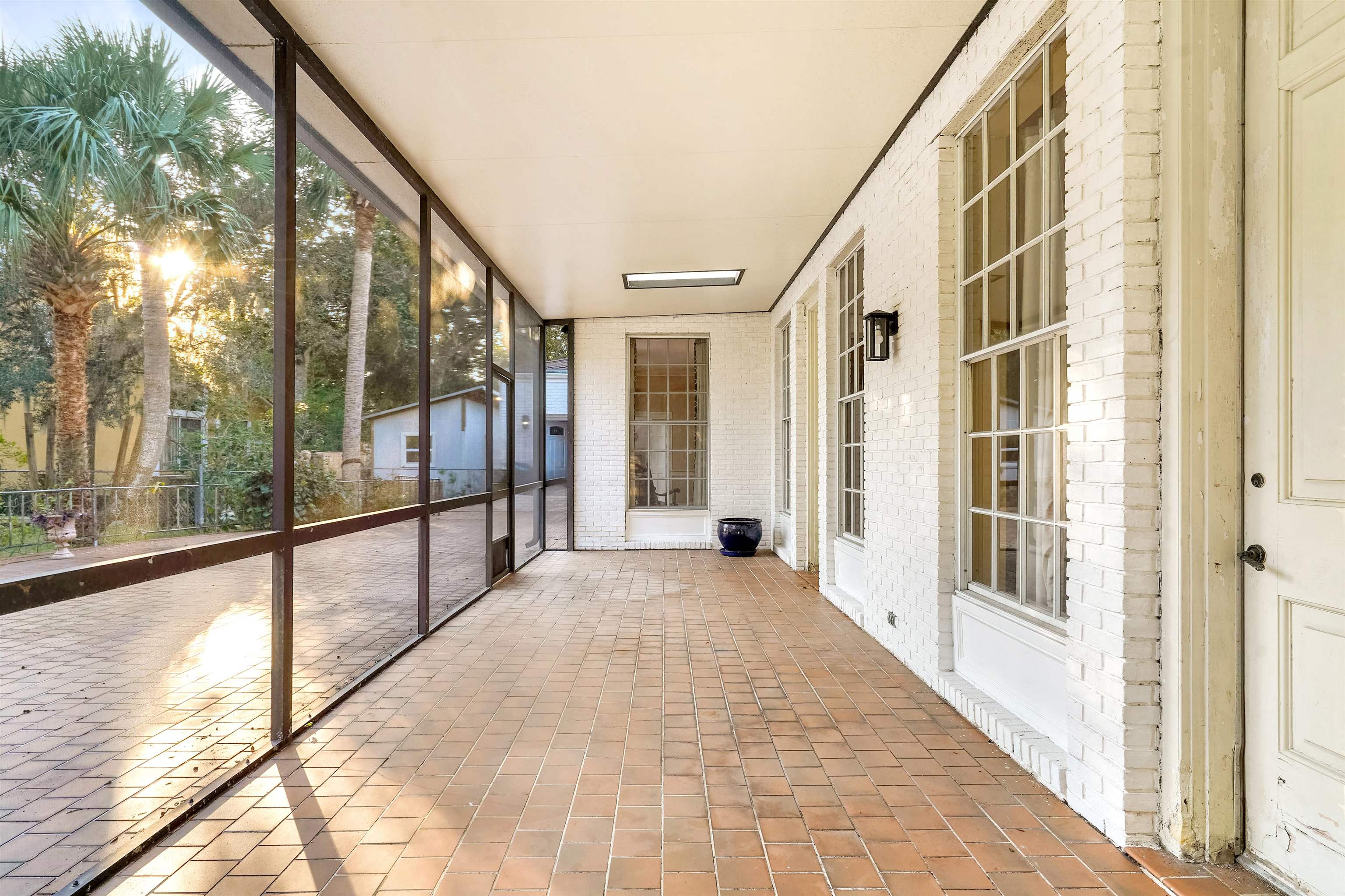 Image 41 of 47 For 40 Willow Drive