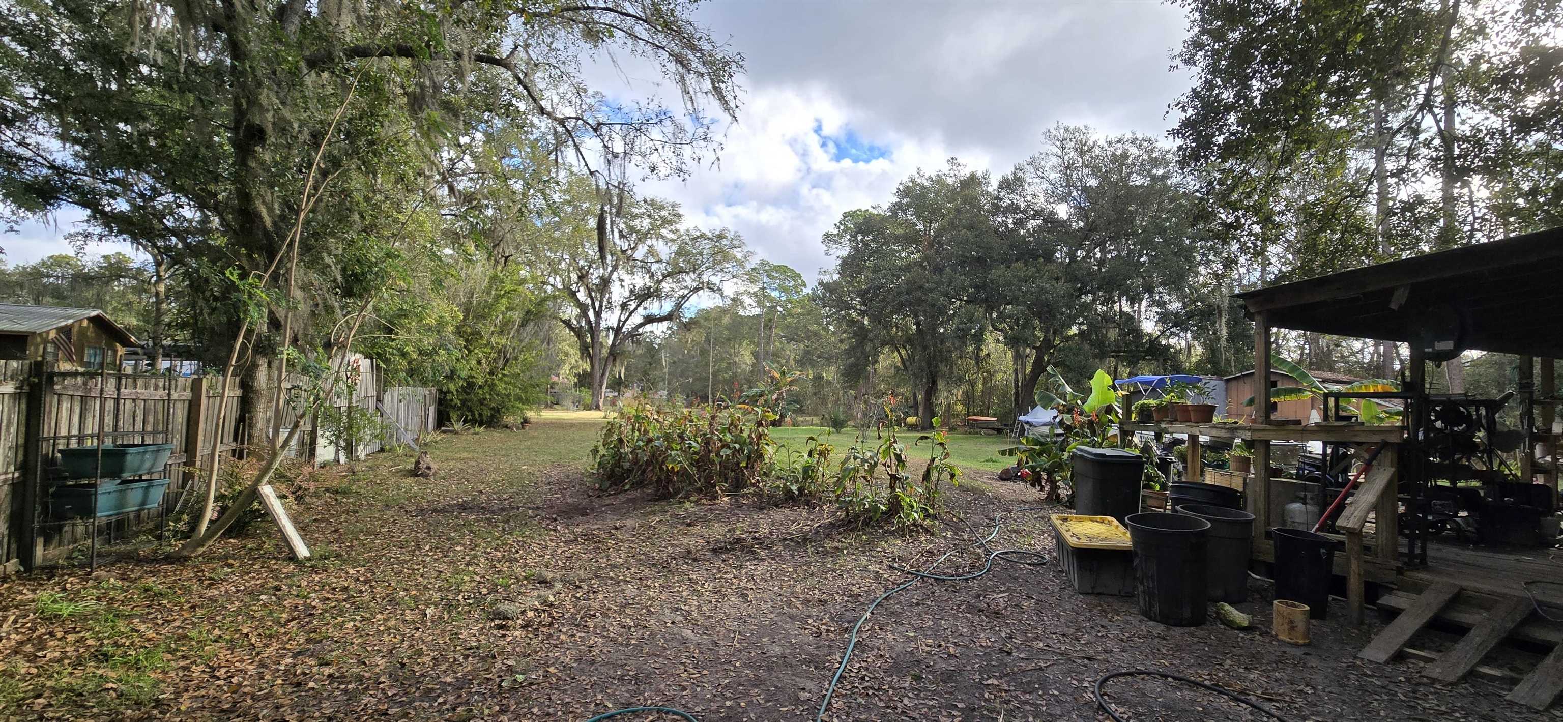 Image 4 of 7 For 1489 Sheffield Rd