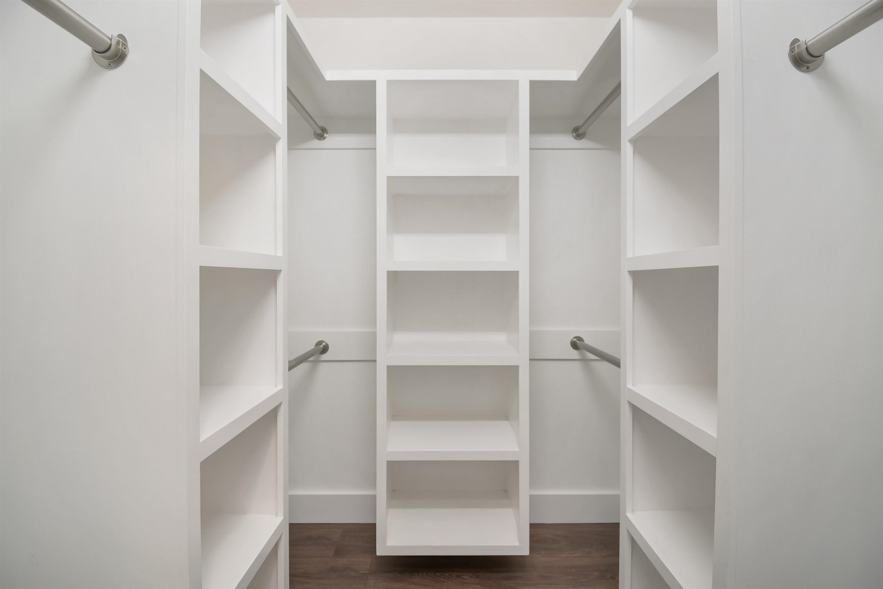 Image 14 of 36 For 497 Pyrus St