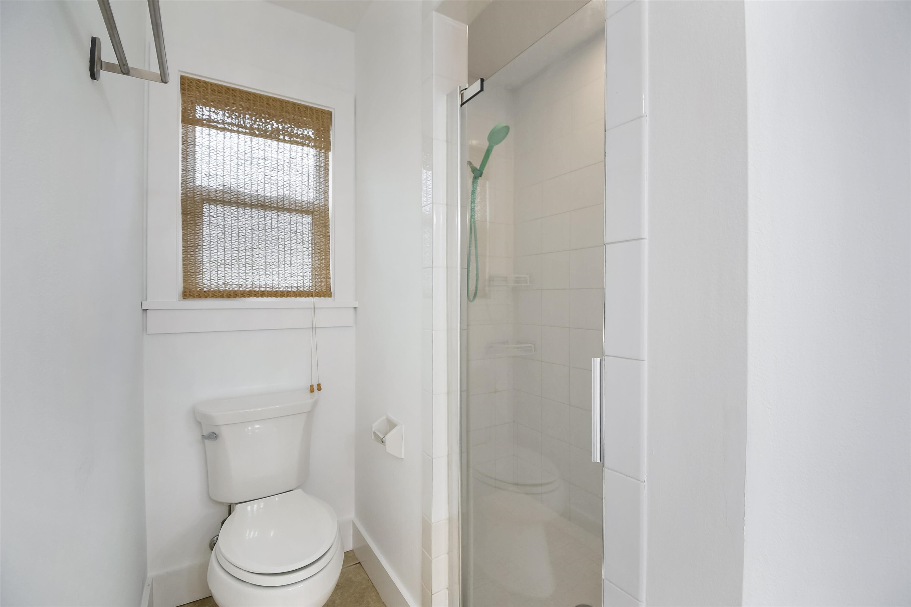 Image 18 of 36 For 497 Pyrus St