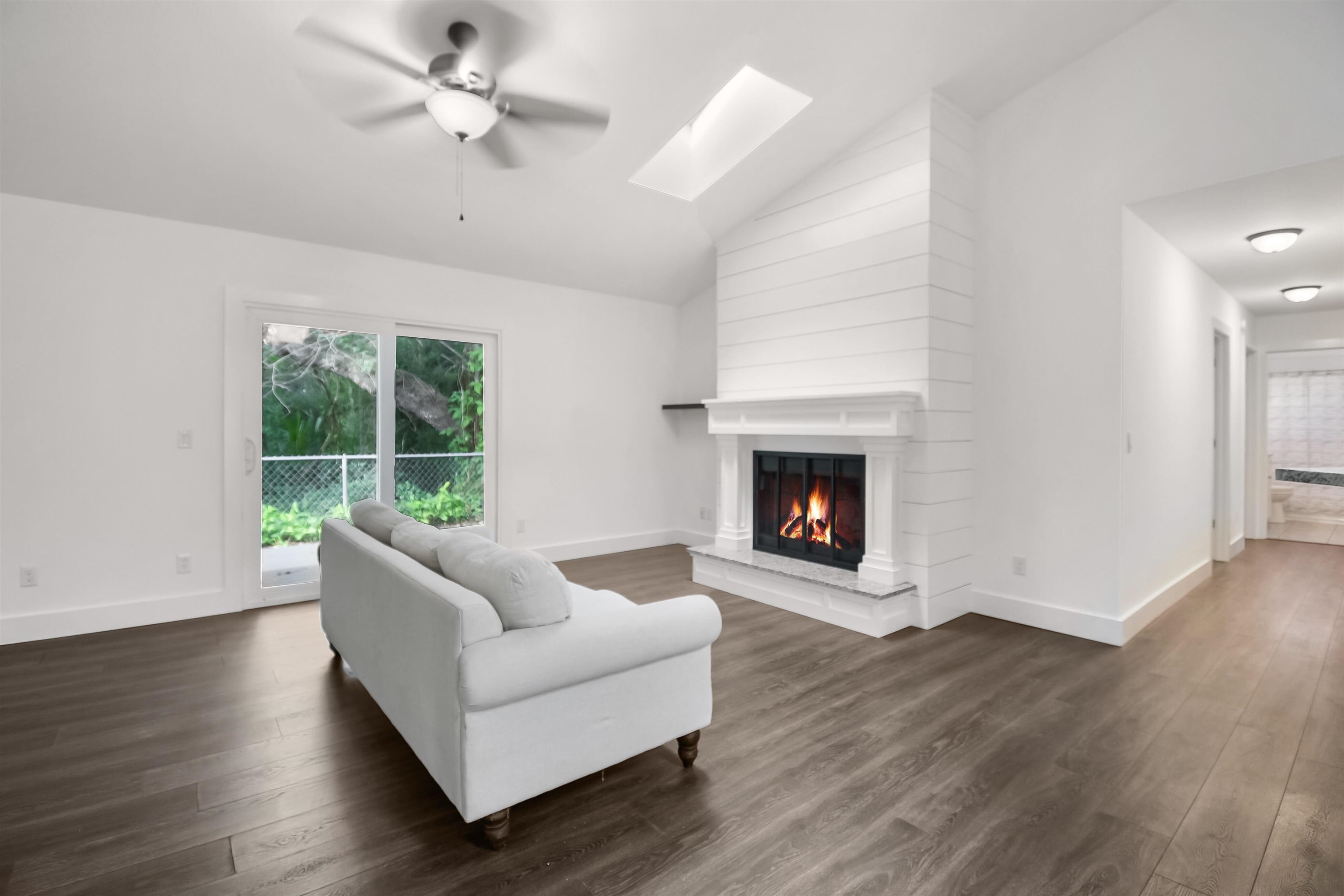 Image 3 of 36 For 497 Pyrus St