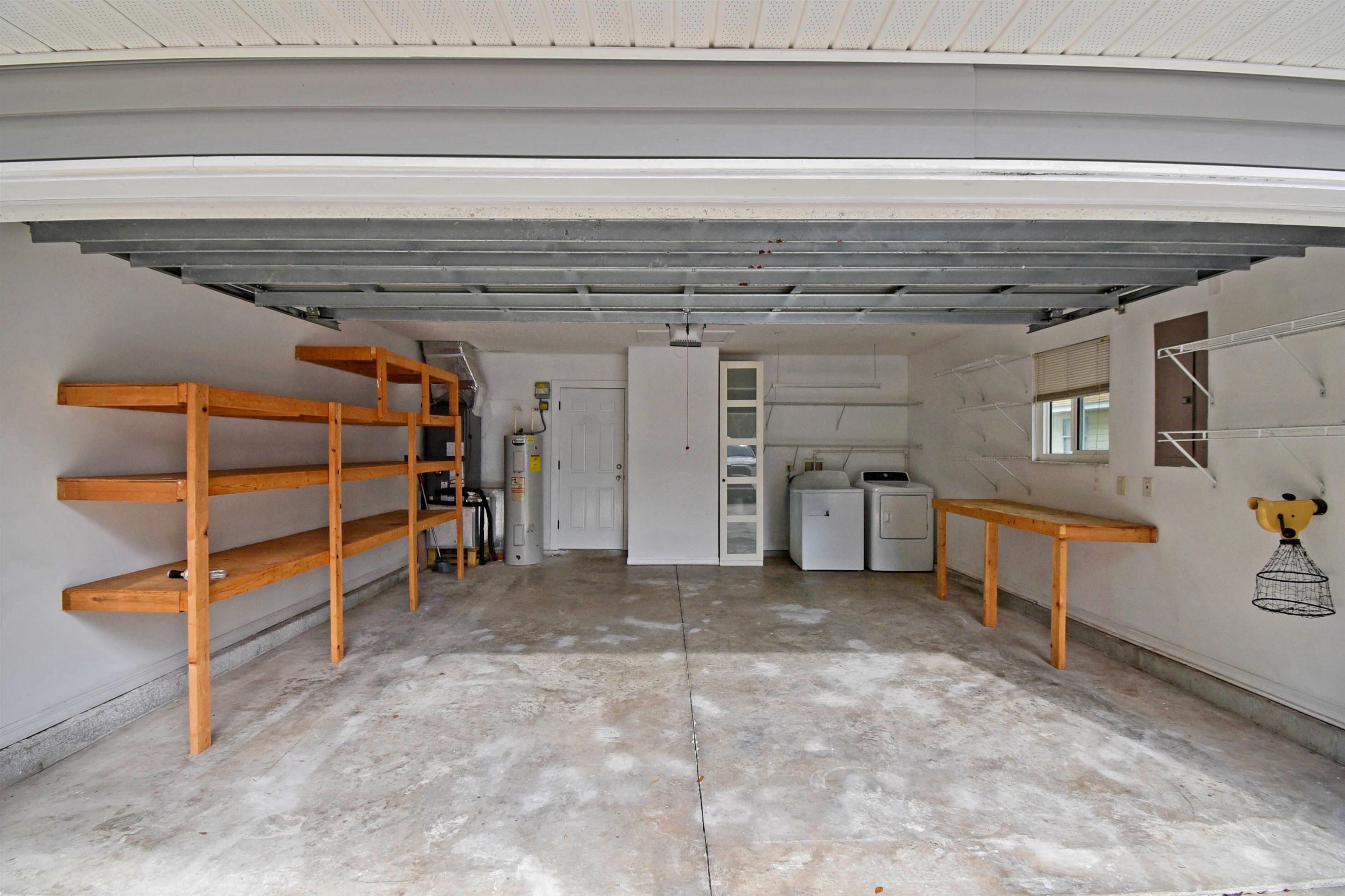 Image 35 of 36 For 497 Pyrus St