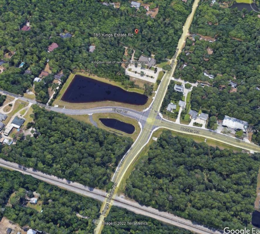 Image 3 of 6 For 785 Kings Estate Rd