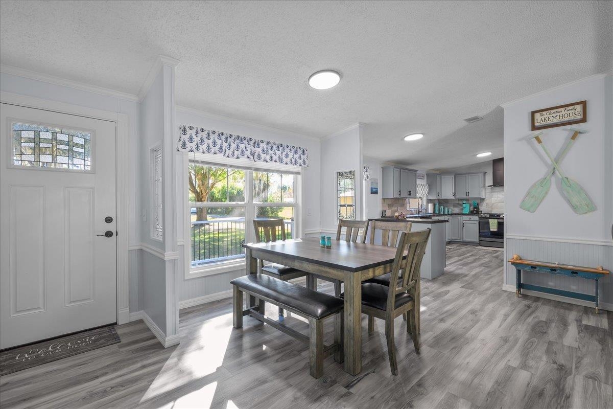 Image 13 of 45 For 116 Crescent Lake Shore Dr