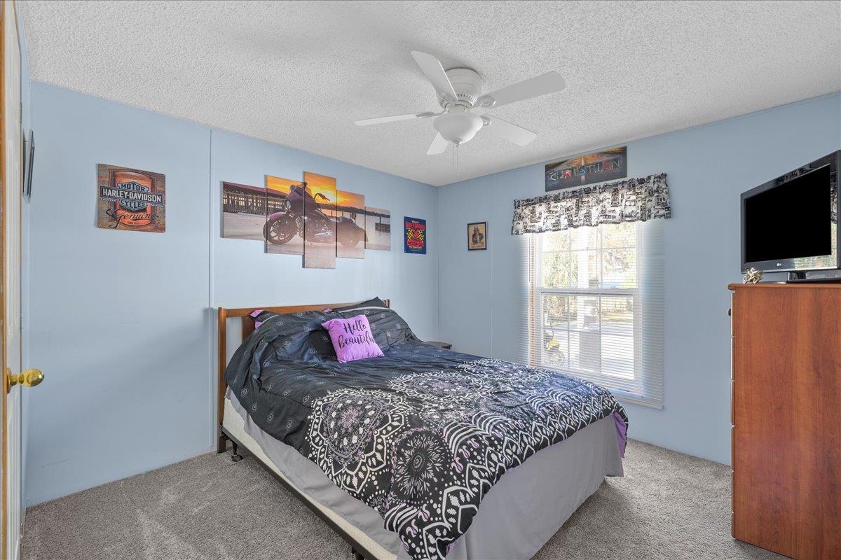 Image 26 of 45 For 116 Crescent Lake Shore Dr