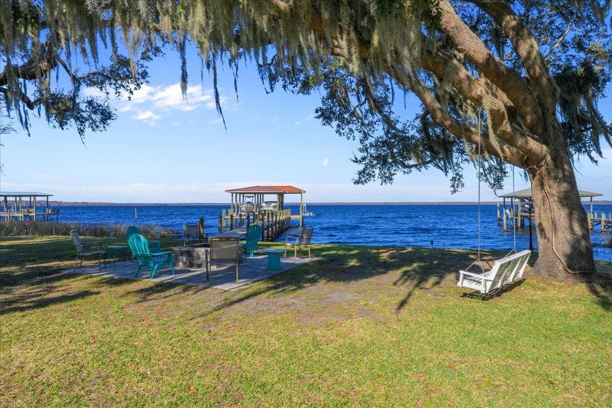 Image 5 of 45 For 116 Crescent Lake Shore Dr