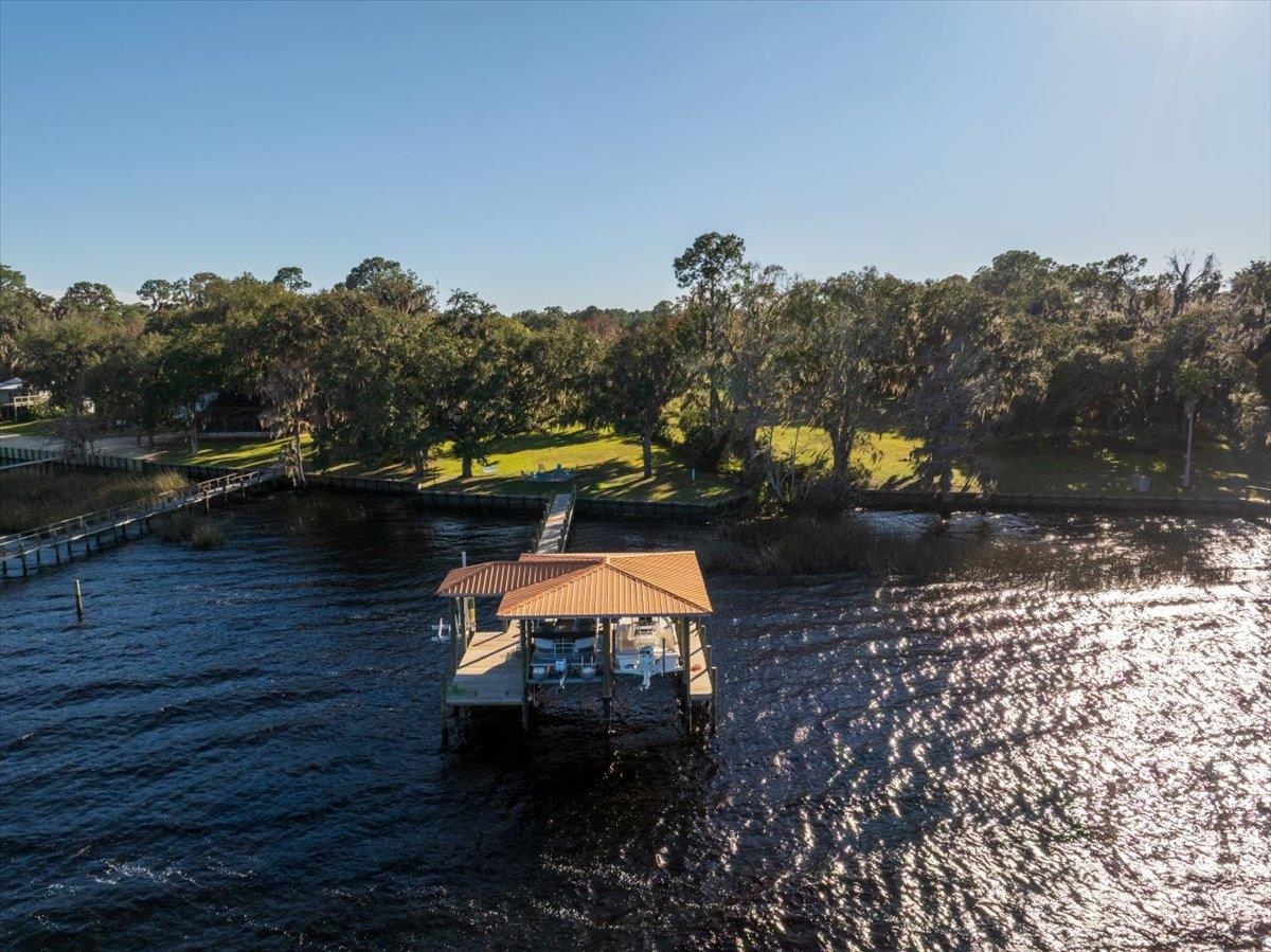 Image 6 of 45 For 116 Crescent Lake Shore Dr