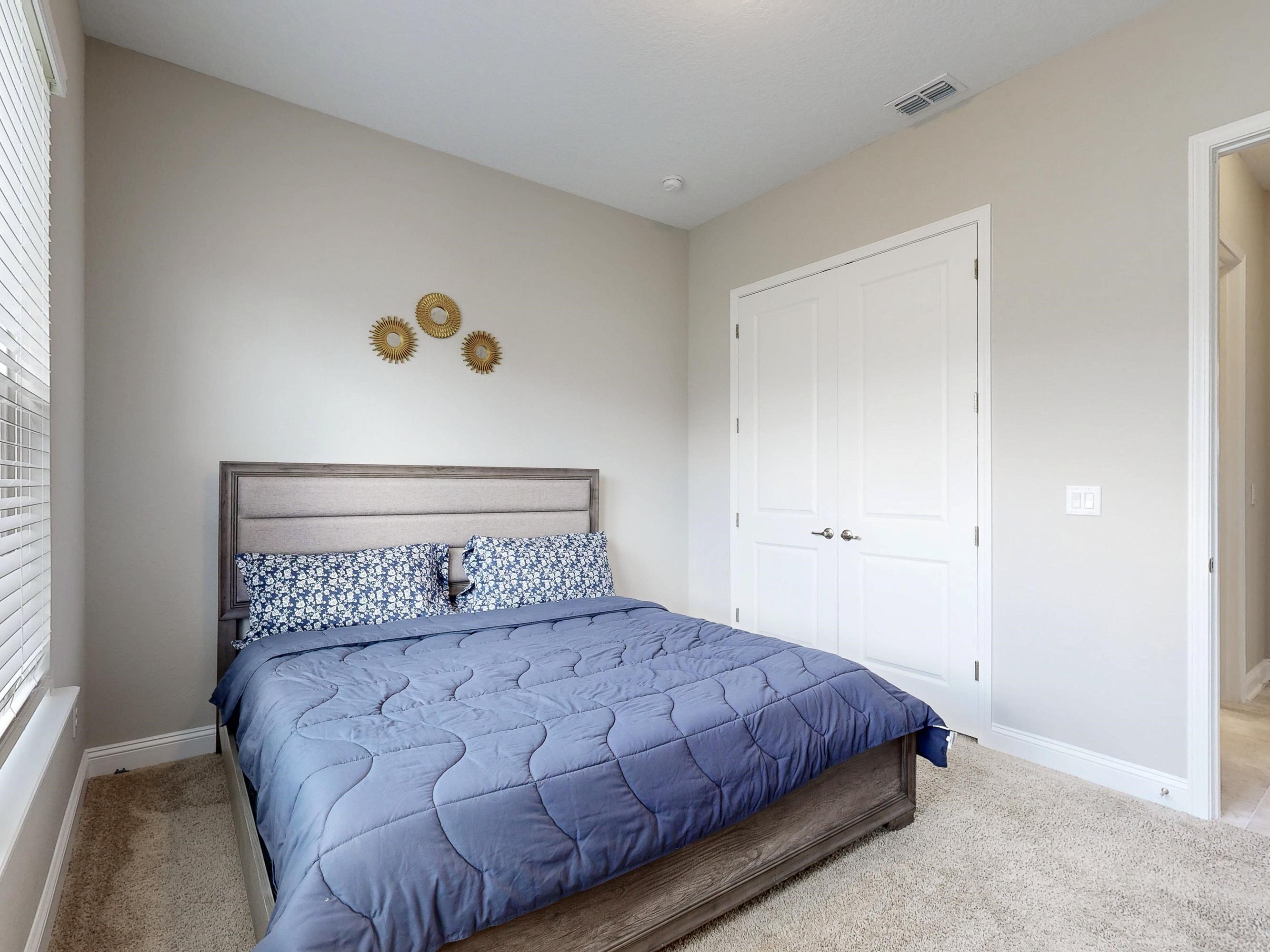 Image 32 of 64 For 158 Holly Ridge Way