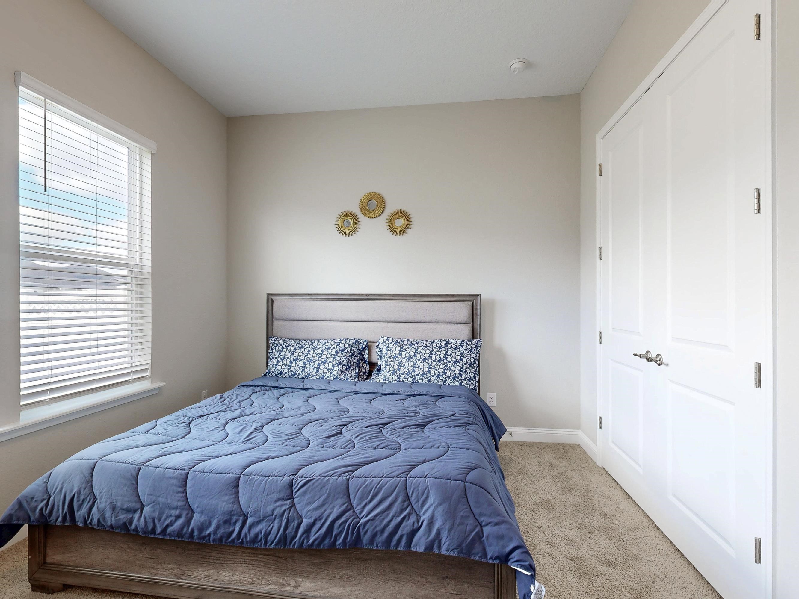 Image 33 of 64 For 158 Holly Ridge Way