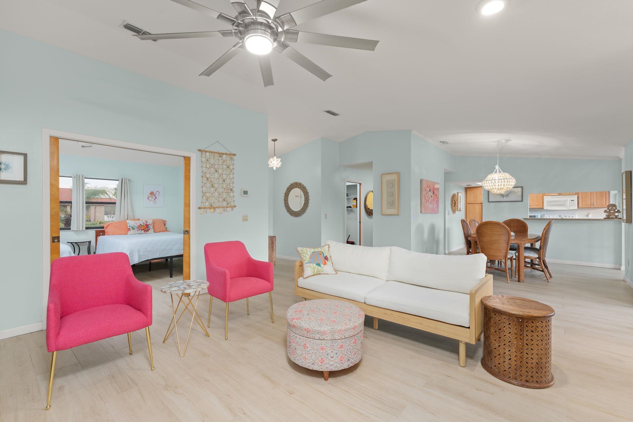 Image 12 of 39 For 25 Cottagegate Court