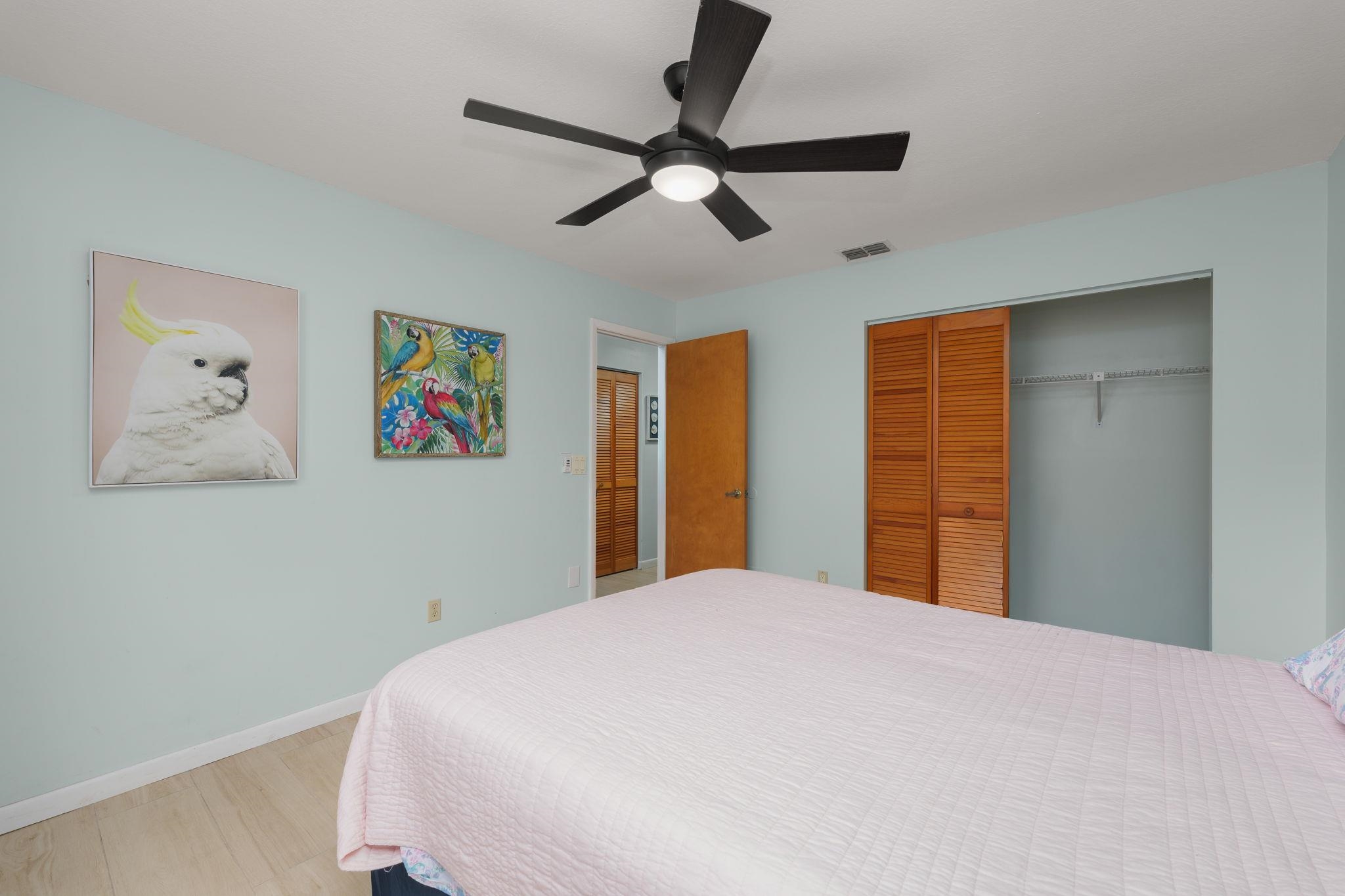 Image 20 of 39 For 25 Cottagegate Court