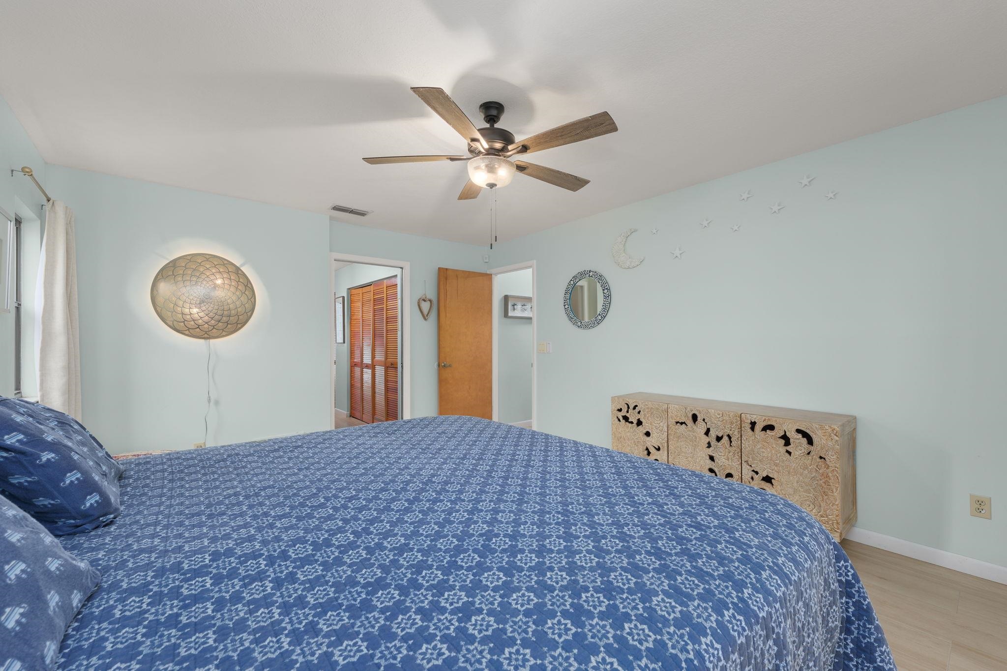 Image 25 of 39 For 25 Cottagegate Court