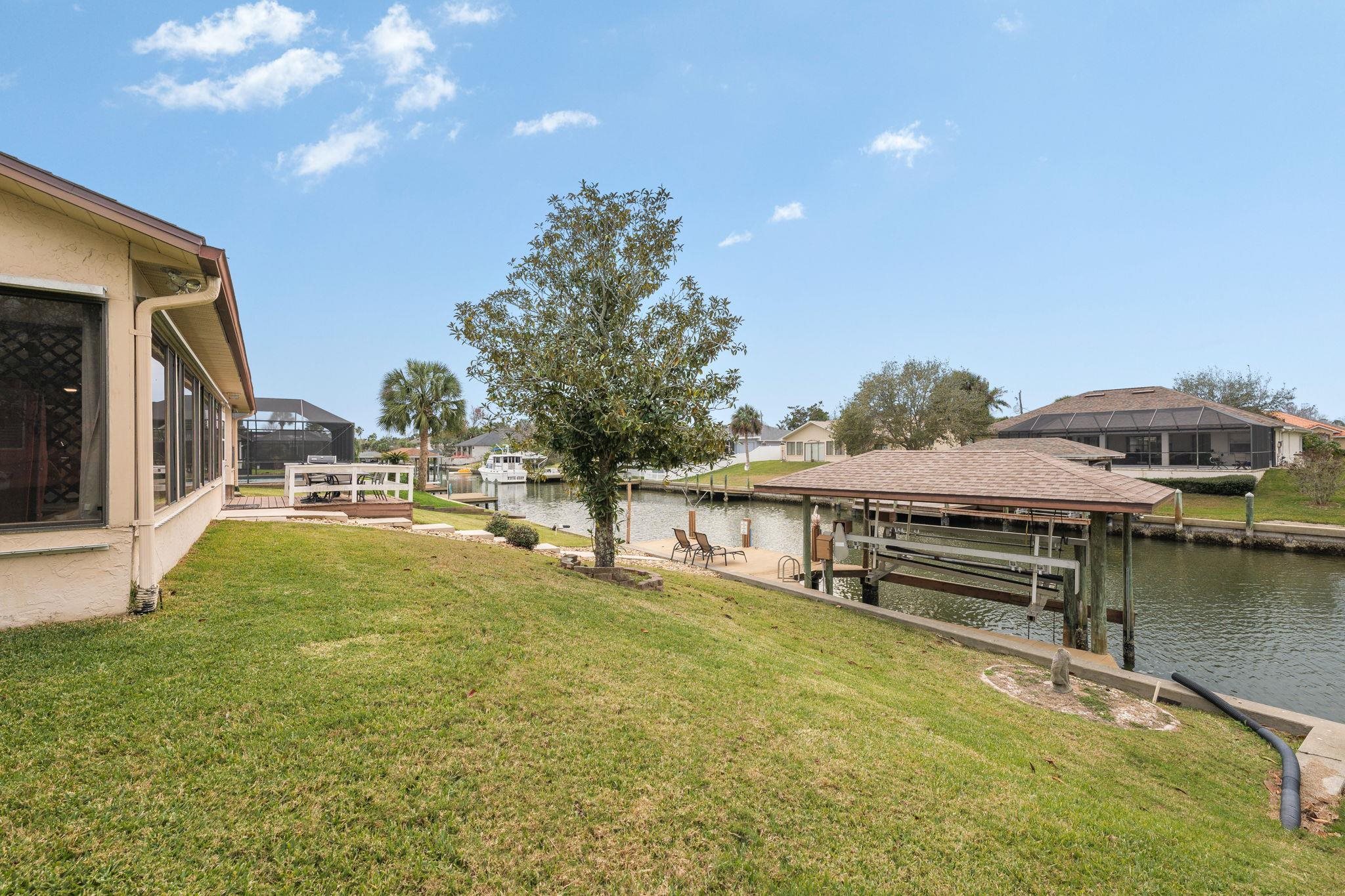 Image 32 of 39 For 25 Cottagegate Court