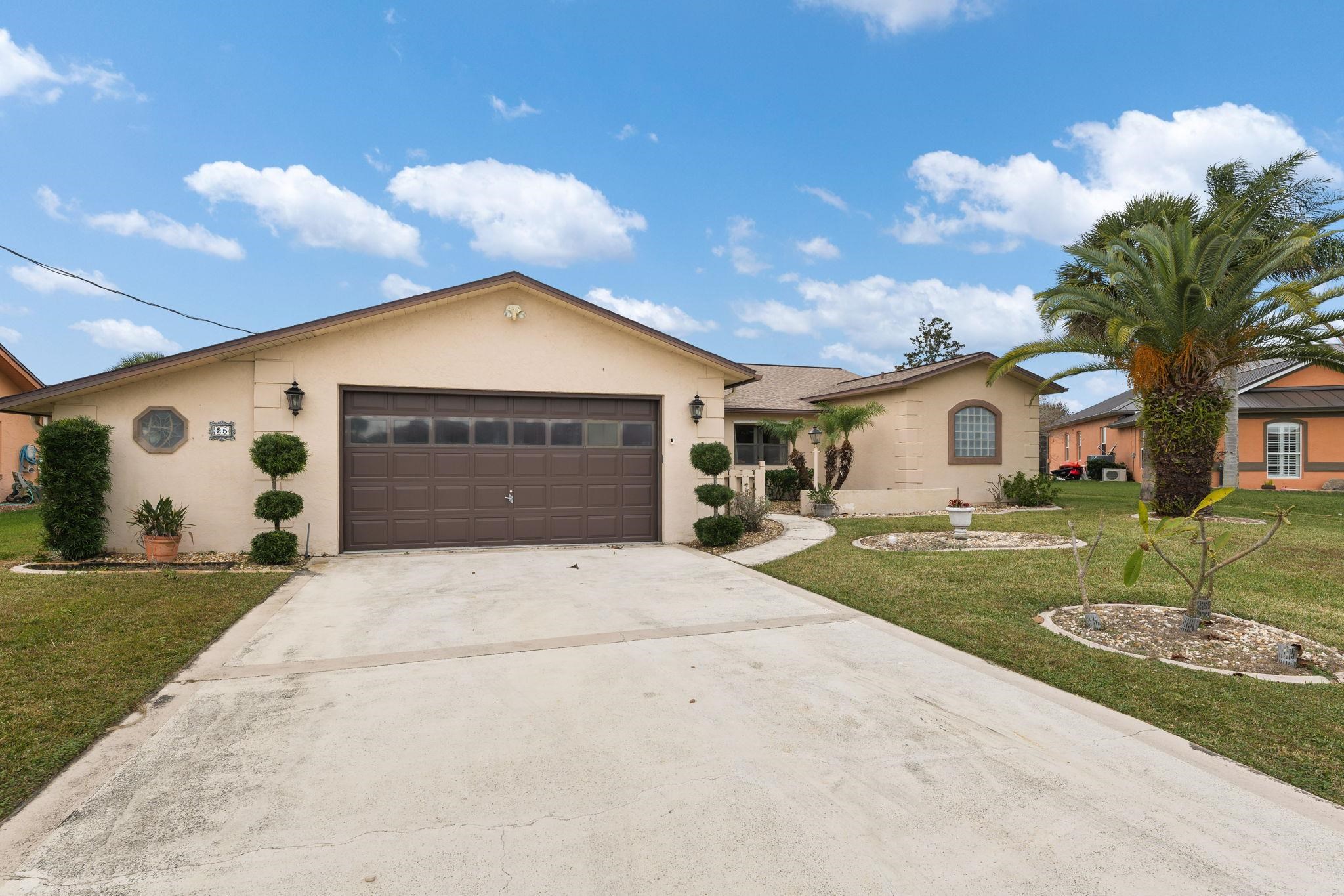 Image 36 of 39 For 25 Cottagegate Court