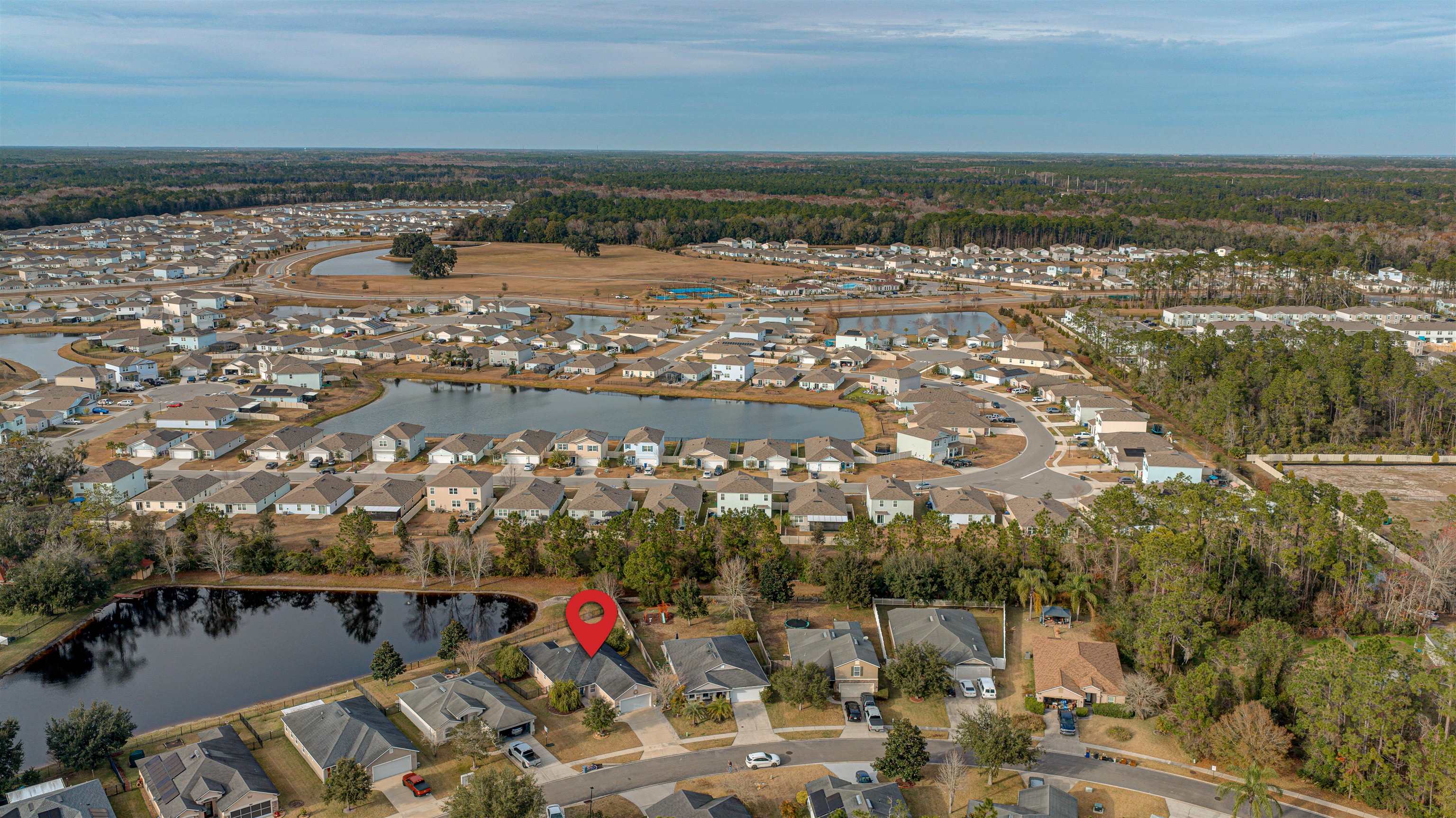 Image 13 of 80 For 292 Twin Maple Rd N