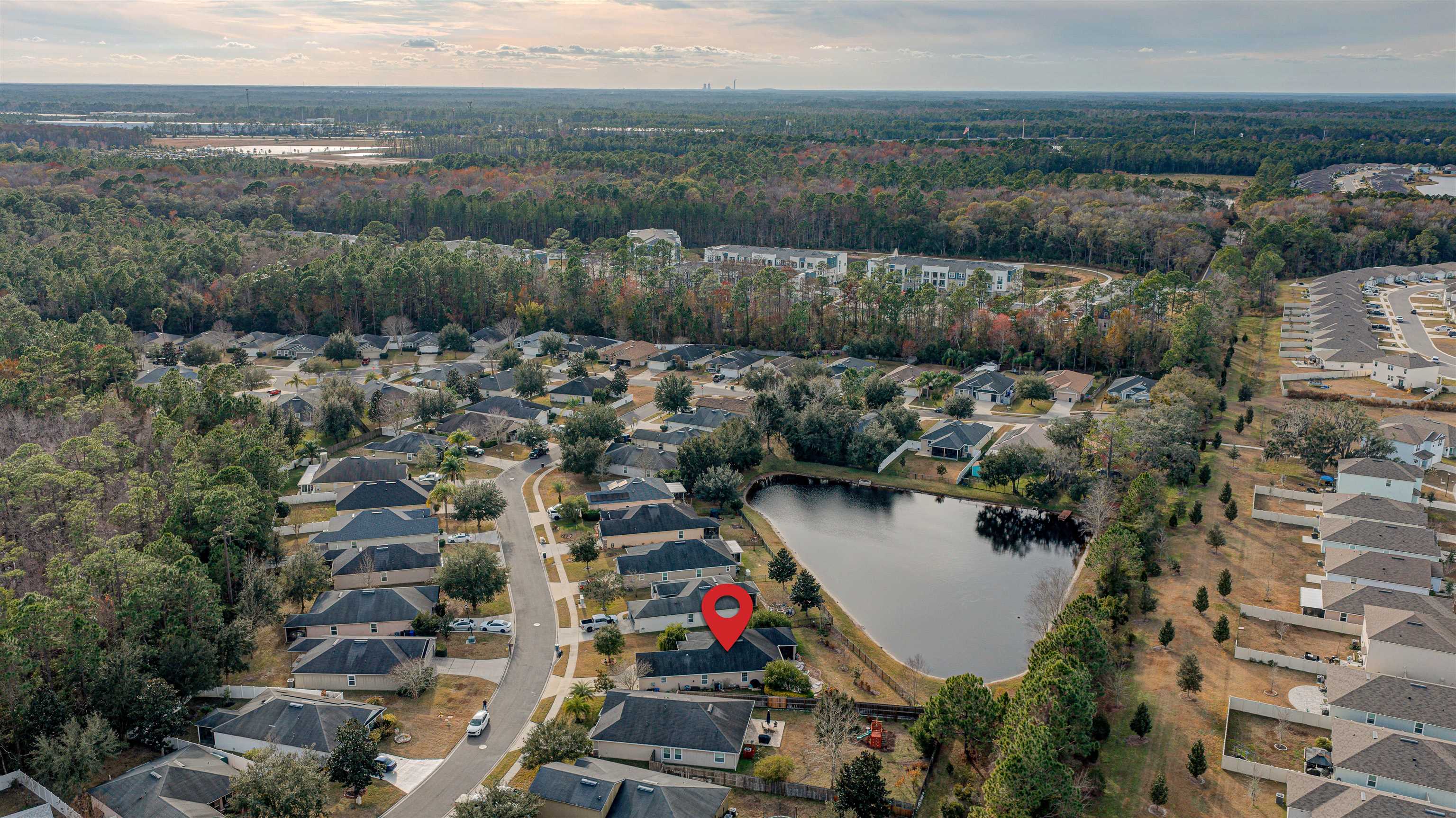 Image 15 of 80 For 292 Twin Maple Rd N