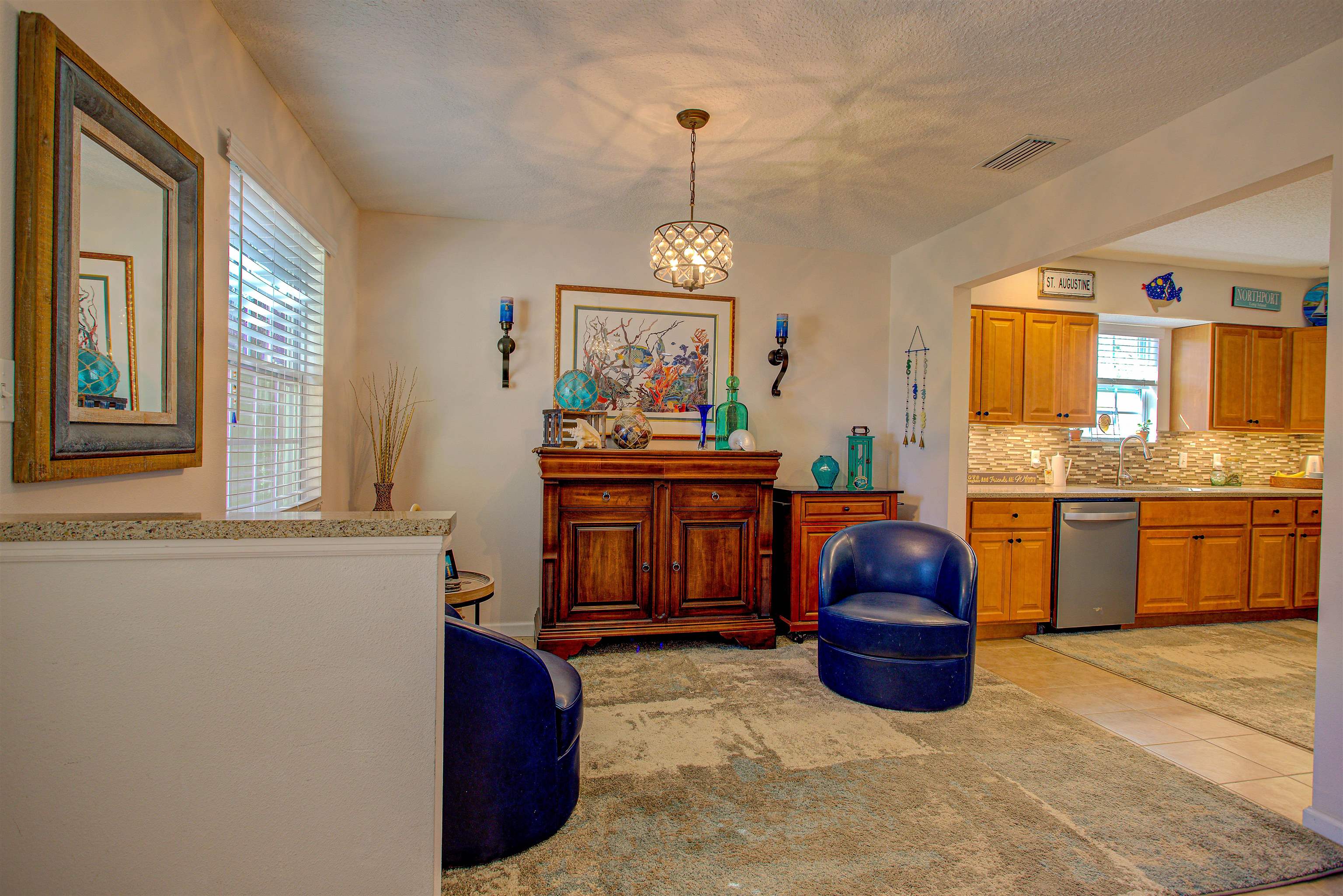 Image 22 of 80 For 292 Twin Maple Rd N