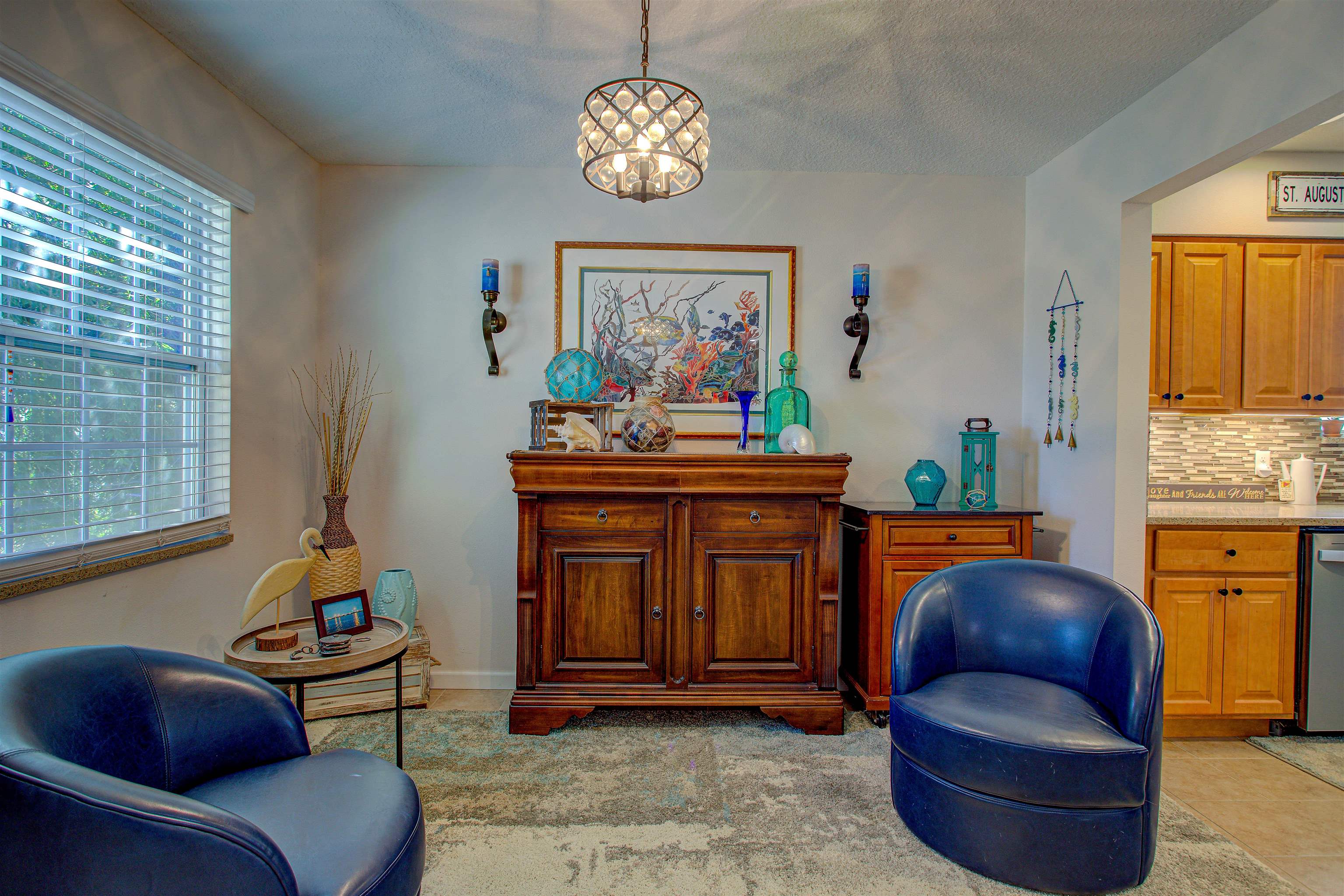 Image 23 of 80 For 292 Twin Maple Rd N