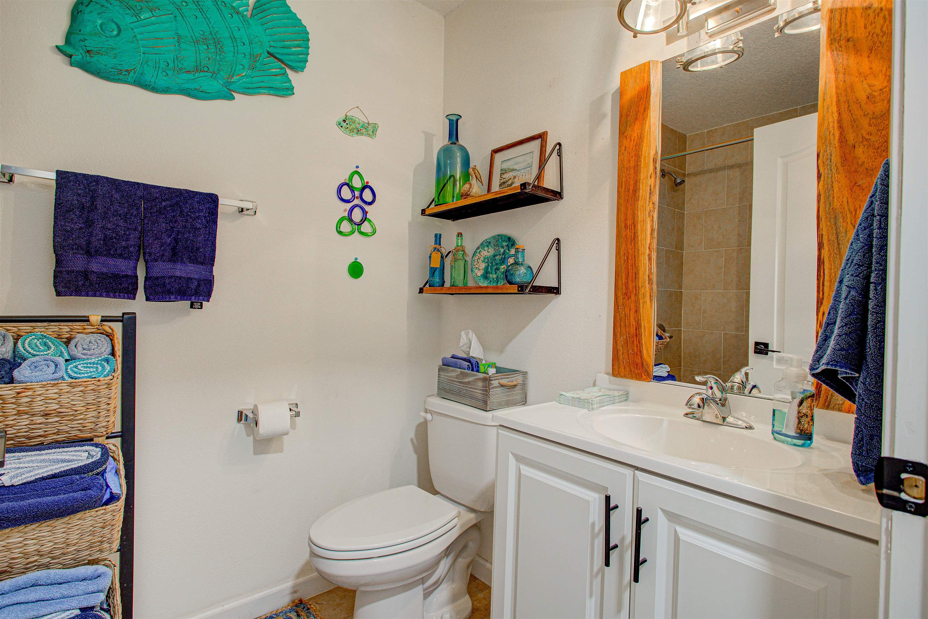 Image 33 of 80 For 292 Twin Maple Rd N