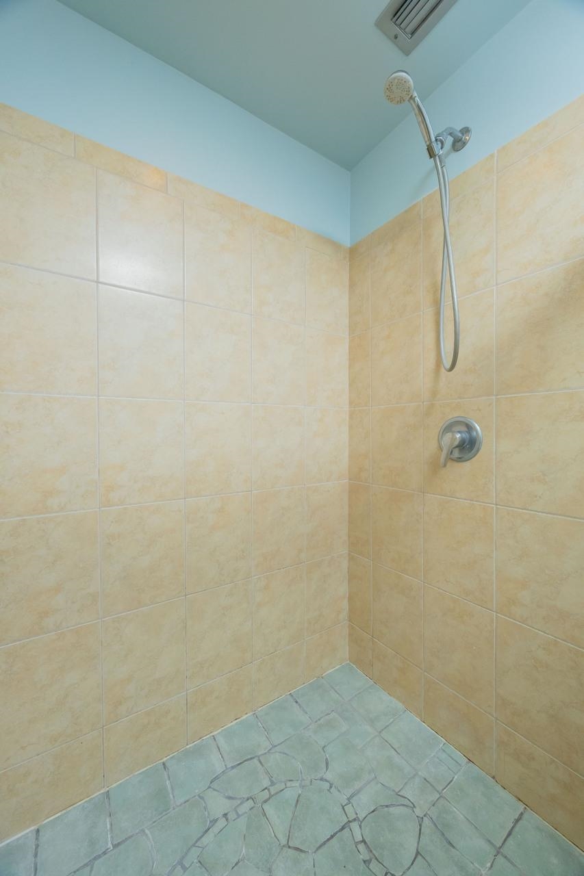 Image 50 of 63 For 11 Pine St  