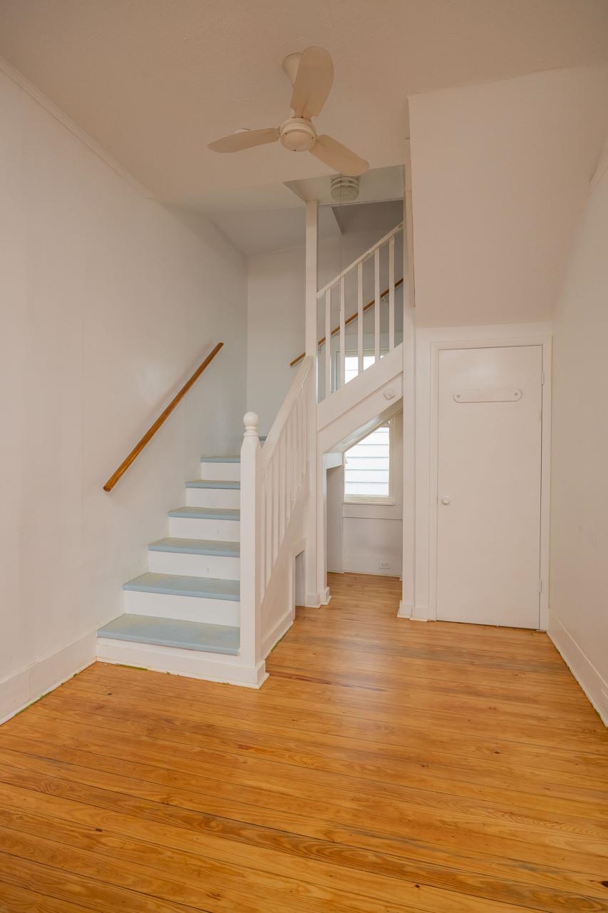 Image 51 of 63 For 11 Pine St  