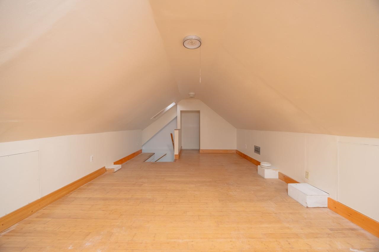 Image 53 of 63 For 11 Pine St  