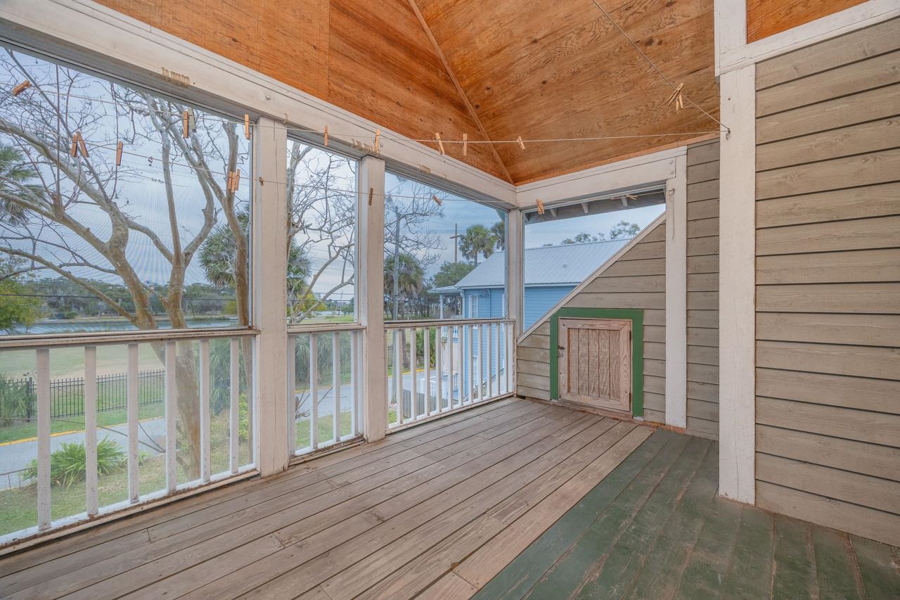 Image 57 of 63 For 11 Pine St  