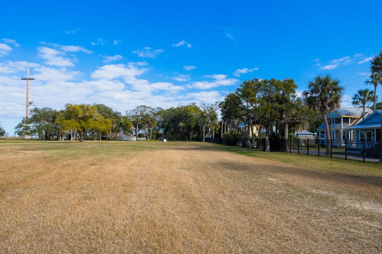 Image 59 of 63 For 11 Pine St  