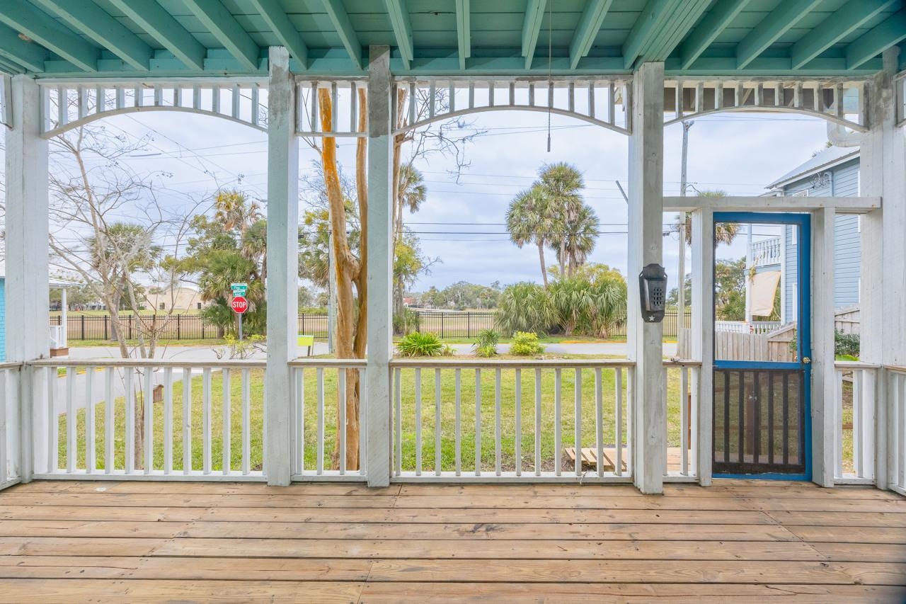 Image 7 of 63 For 11 Pine St  