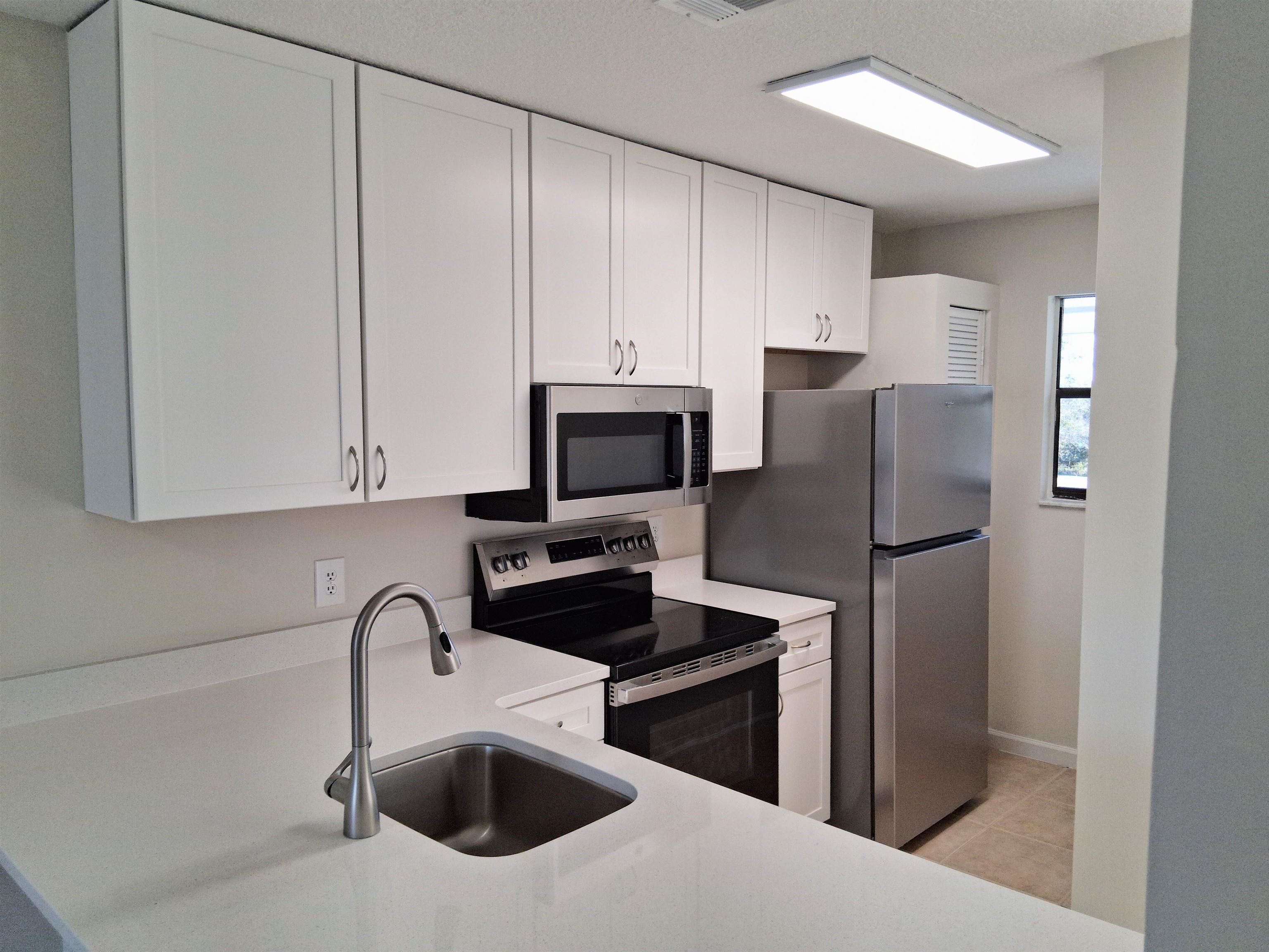 Image 4 of 10 For 700 Pope Rd W G50