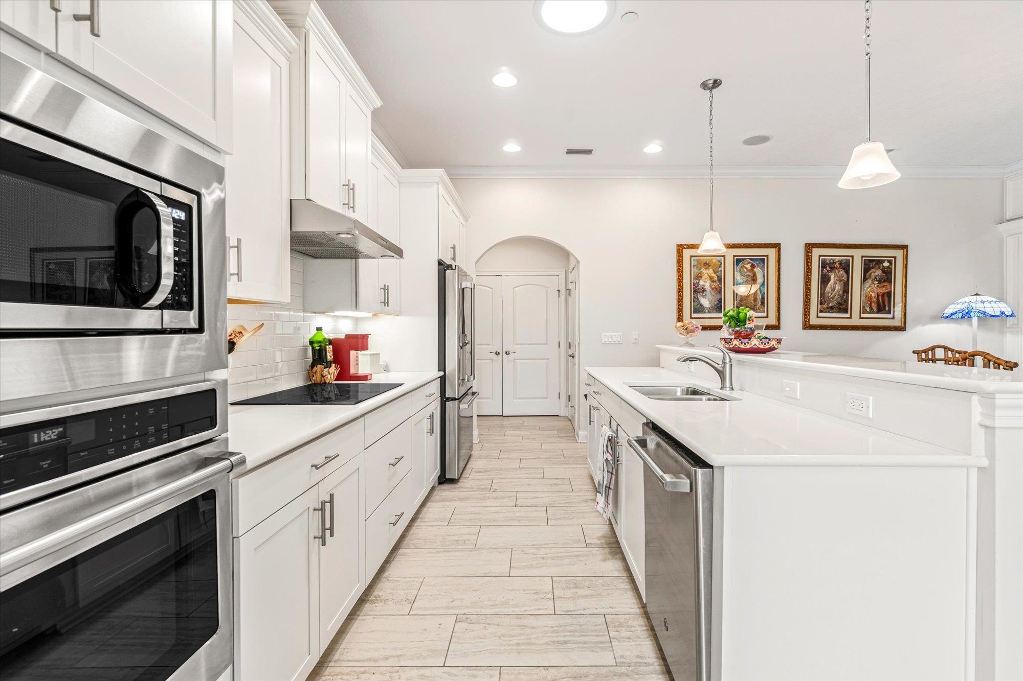 Image 11 of 52 For 37 Amacano Ln