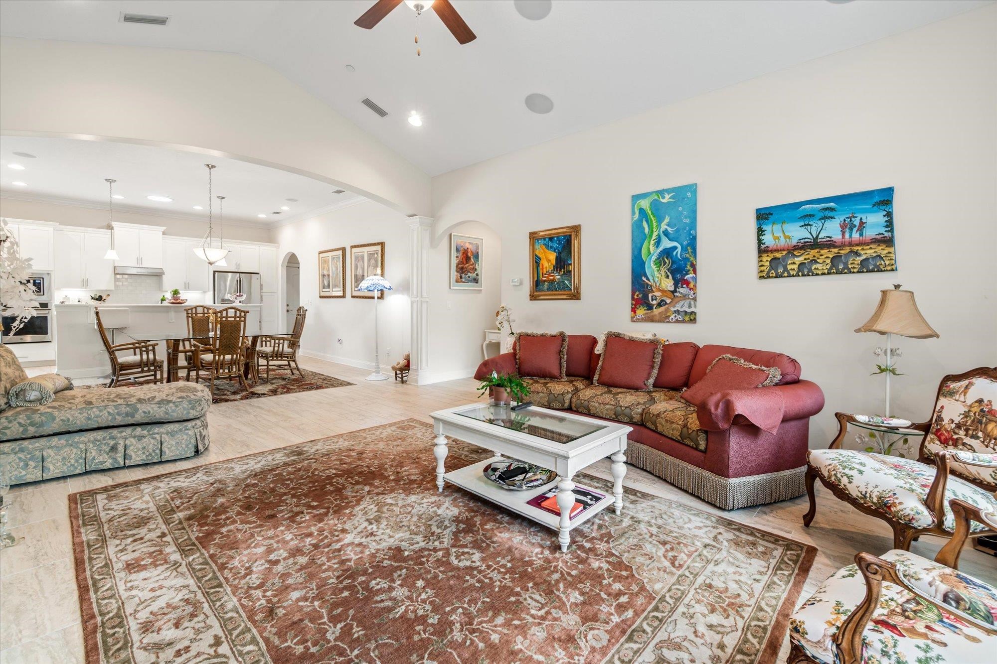 Image 19 of 52 For 37 Amacano Ln