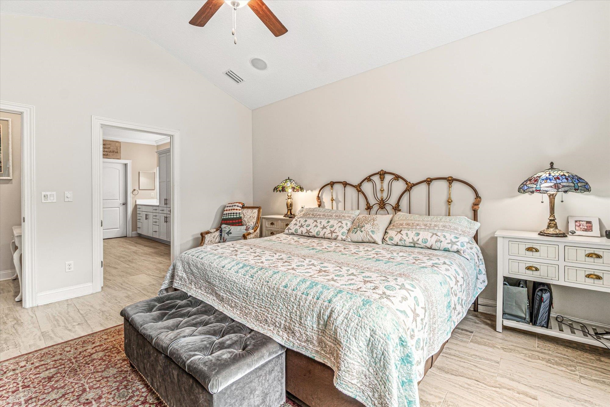 Image 24 of 52 For 37 Amacano Ln