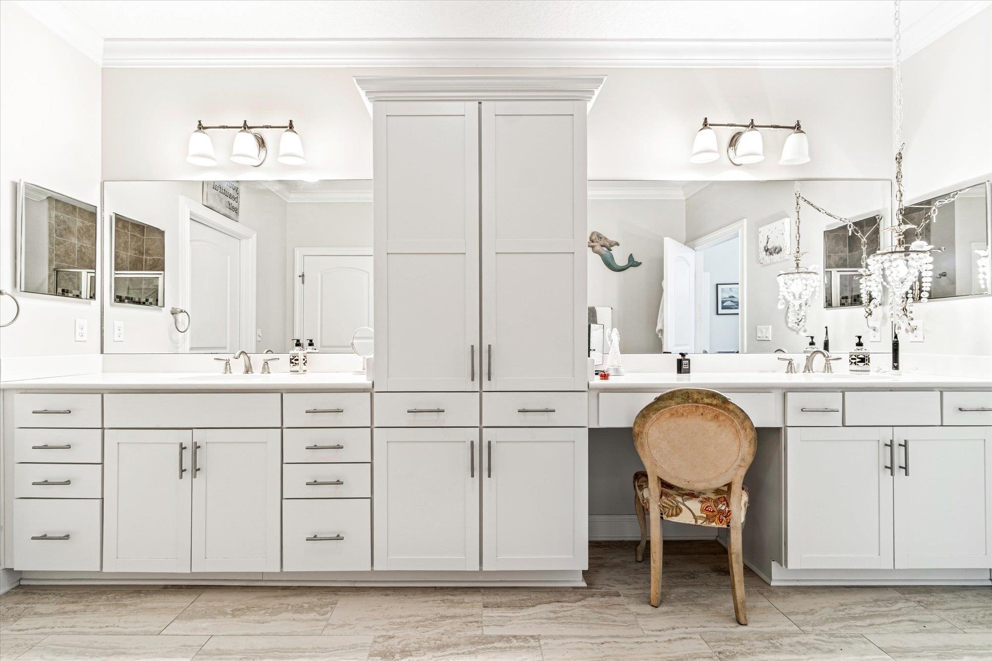 Image 26 of 52 For 37 Amacano Ln