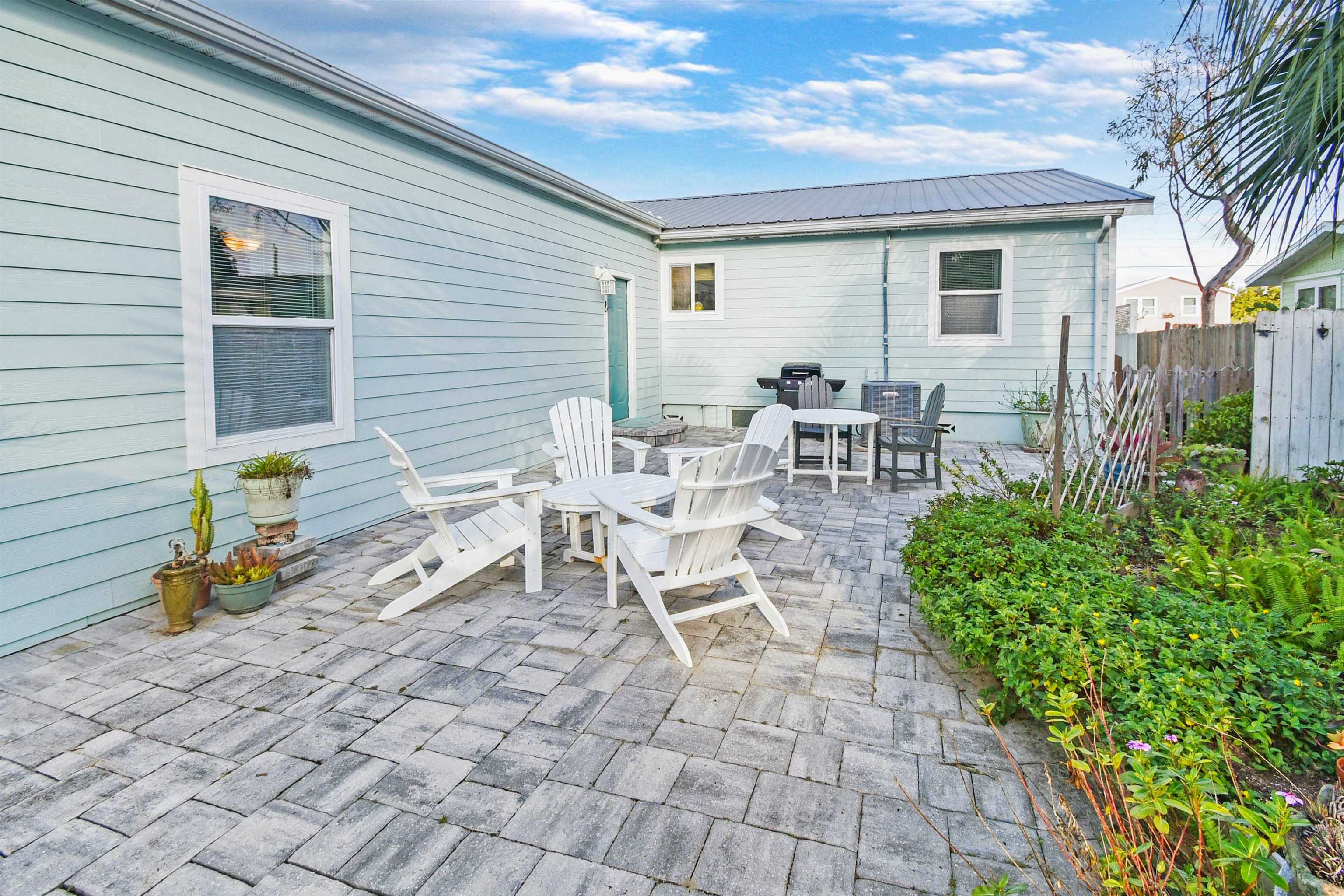 Image 11 of 34 For 4955 Medoras Ave